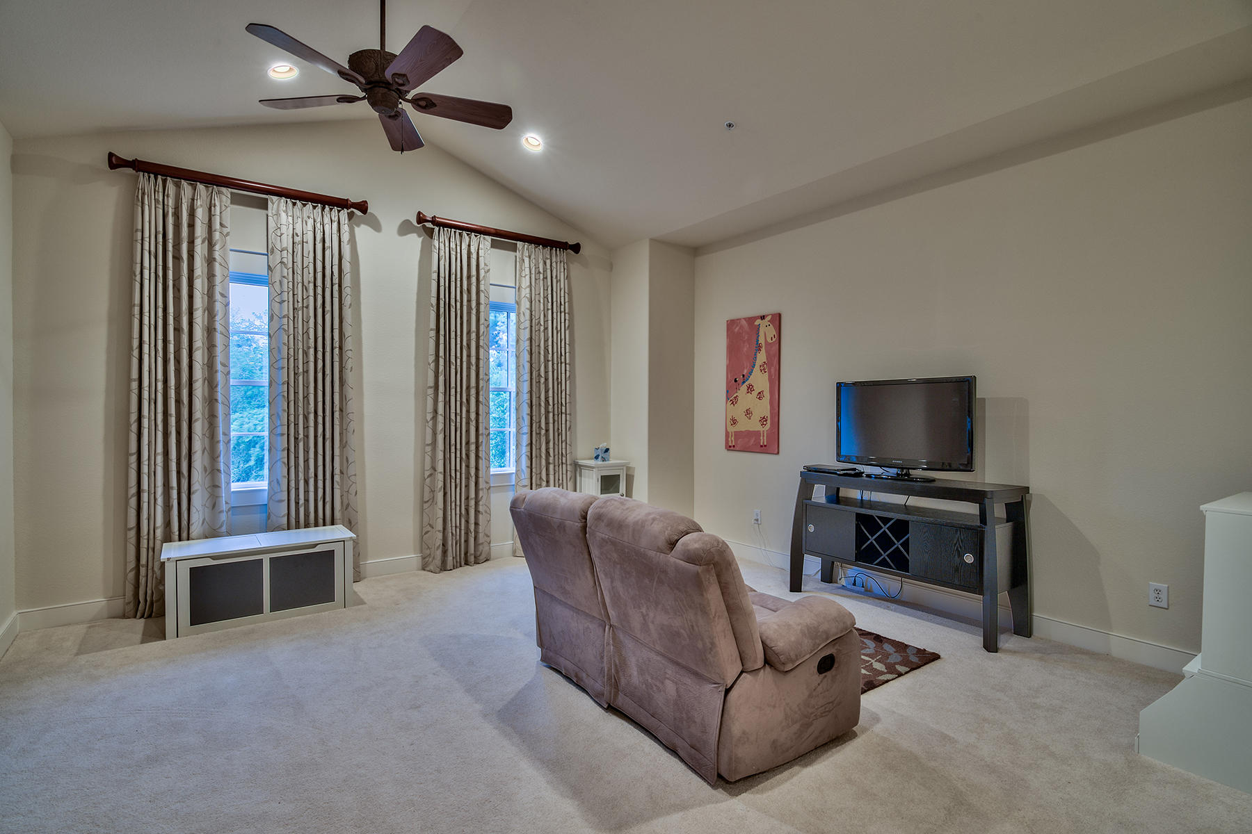 WILD HERON - CLUBSIDE II - Residential