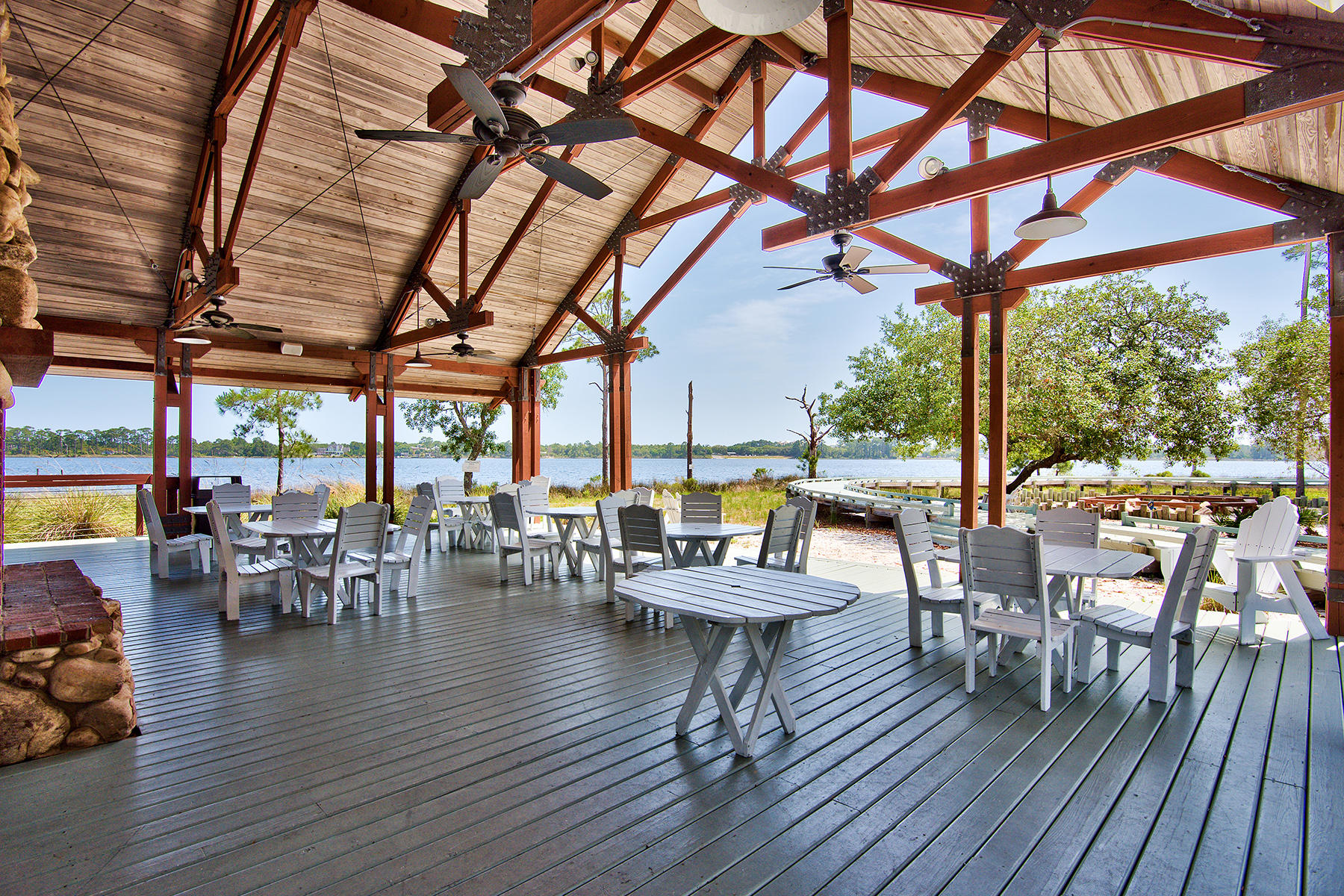 WILD HERON - CLUBSIDE II - Residential