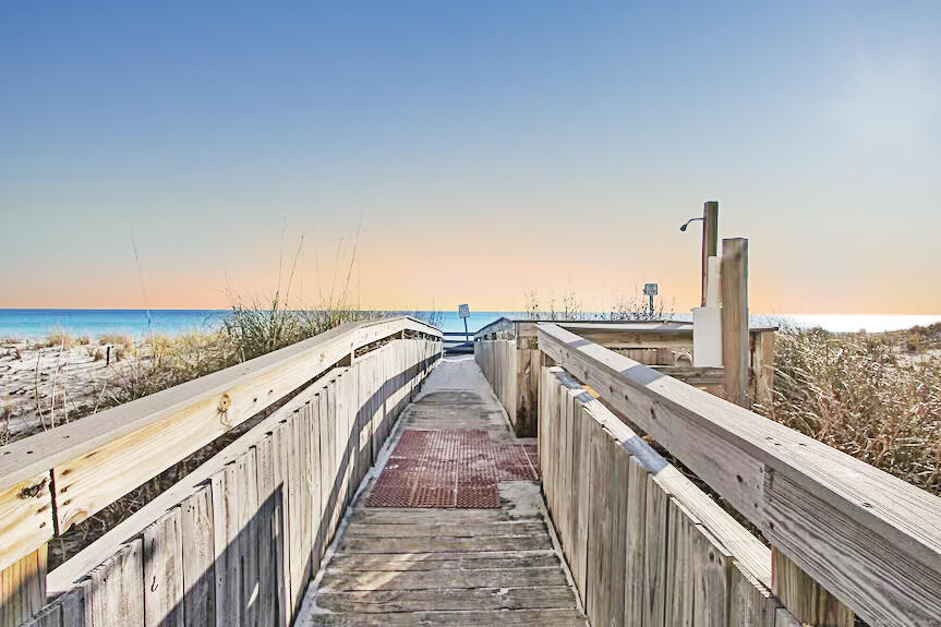 SEA DUNES - Residential