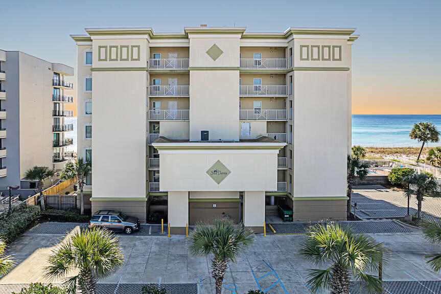 SEA DUNES - Residential