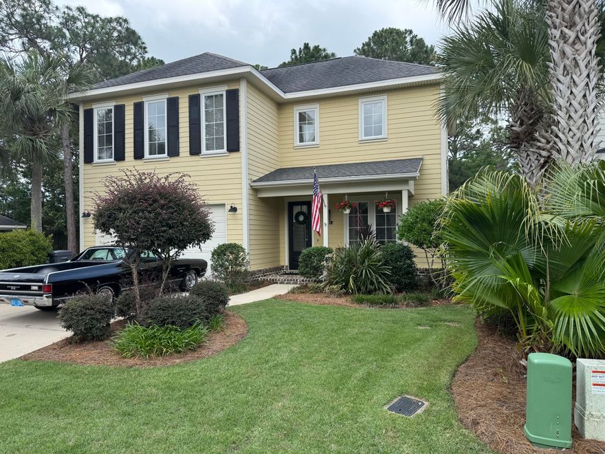 3 bedroom, 2.5 baths, 2175 square foot home with a huge office or flex room. The large open living area has 9 ft ceilings and 8 ft doors, crown molding, engineered wood flooring and surround sound speakers. The kitchen has an 11 foot granite island with breakfast bar, and large pantry! Separate dining area with french doors out to the screened in back porch with surround sound .The home sits next to the dog park and is on a corner lot with lots of space and privacy. The back yard is manicured for both your family and furry friends enjoyment.