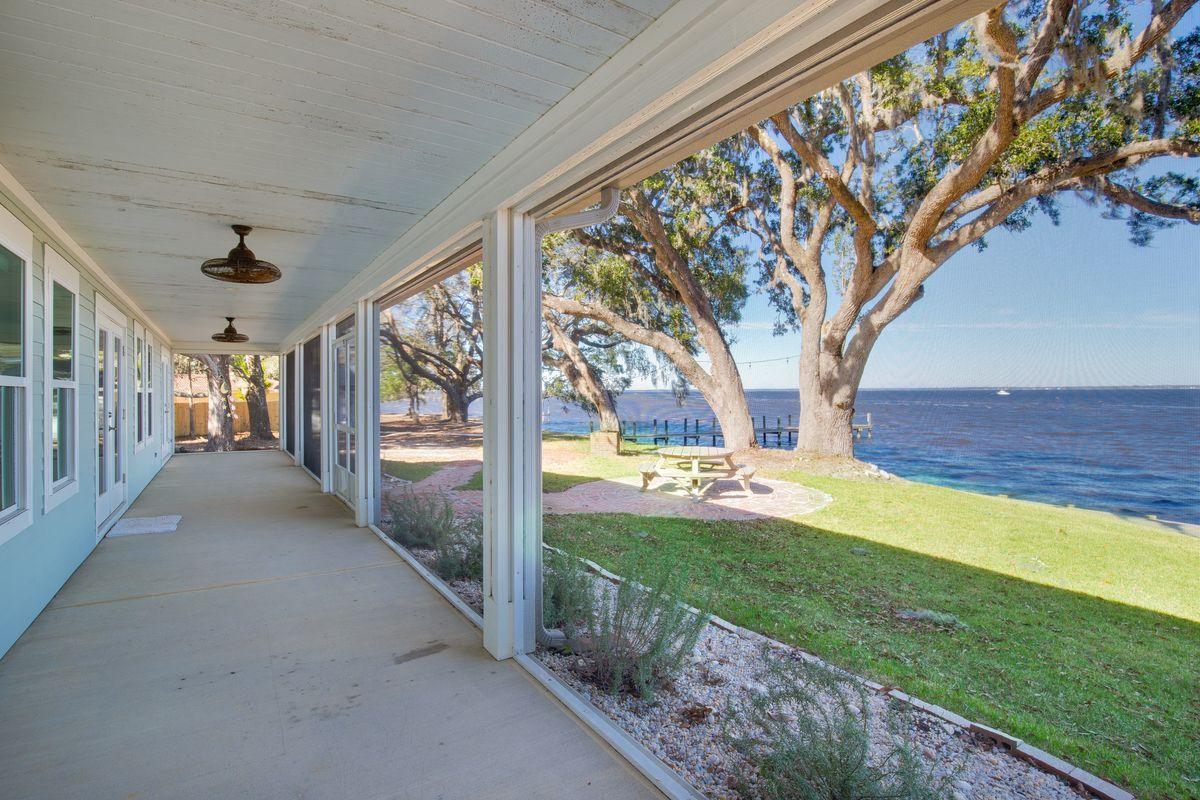 TOWN OF SANTA ROSA - Residential