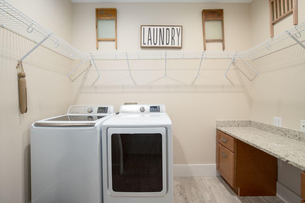 TOWN OF SANTA ROSA - Residential