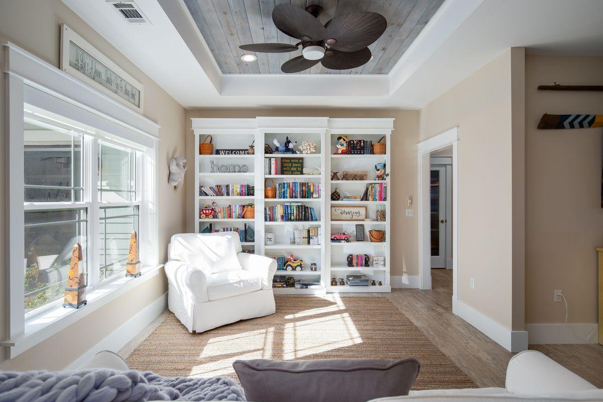 TOWN OF SANTA ROSA - Residential