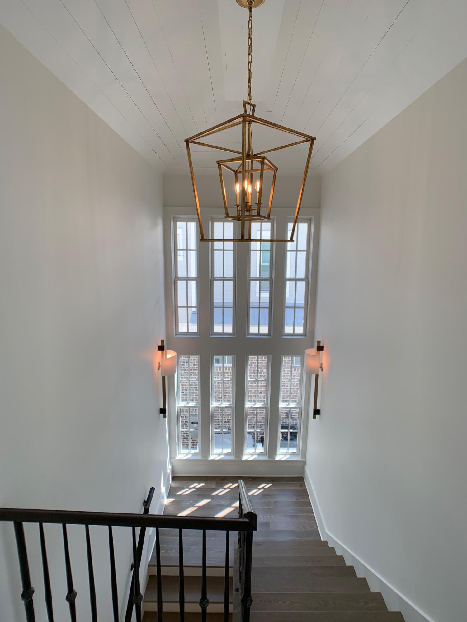 CHURCHILL OAKS - Residential