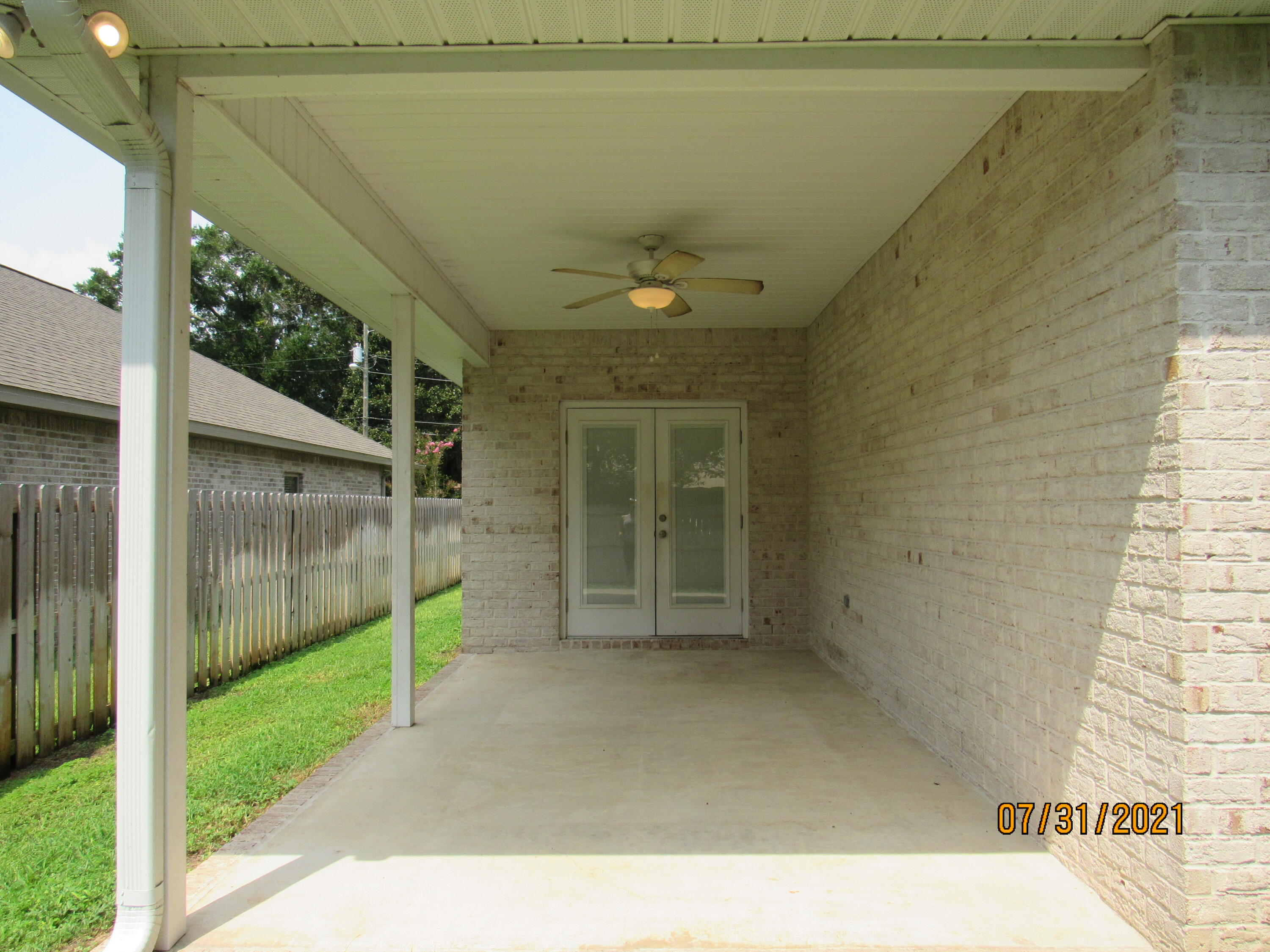 UNRECORDED SUBDIVISION - Residential Lease