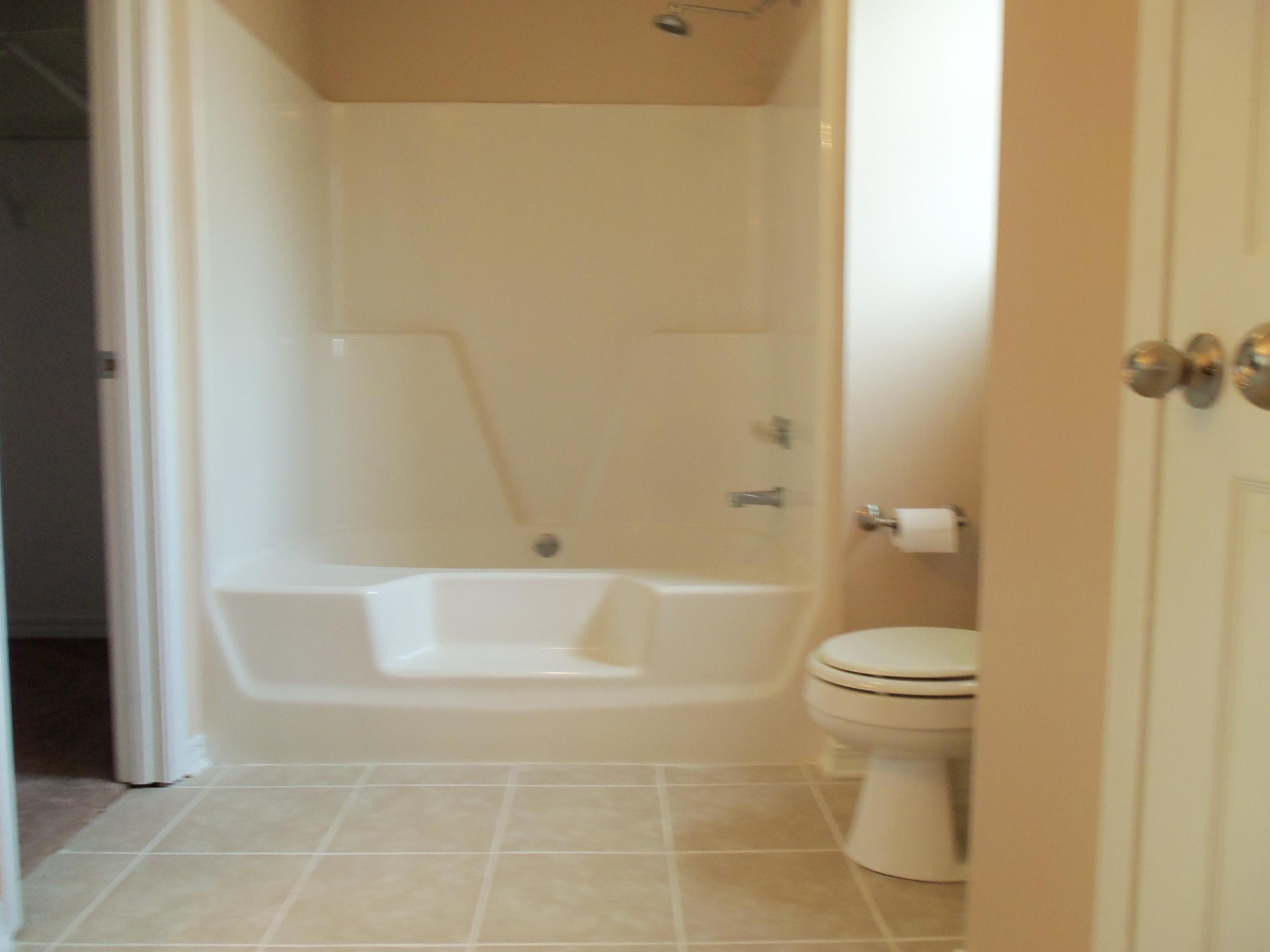 CHEROKEE BEND S/D PH 2 LOT 18 BLOCK 2 - Residential