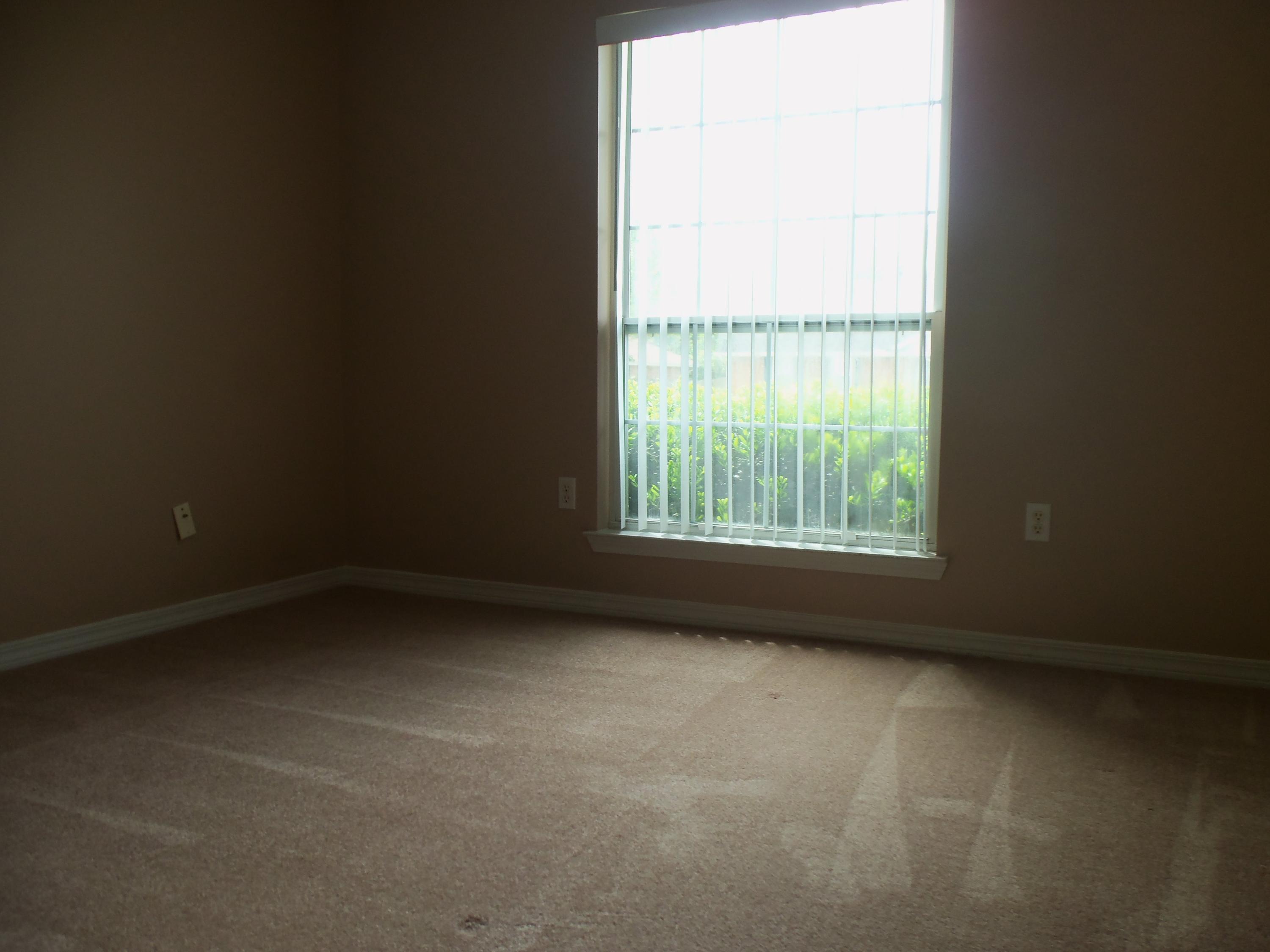 CHEROKEE BEND S/D PH 2 LOT 18 BLOCK 2 - Residential