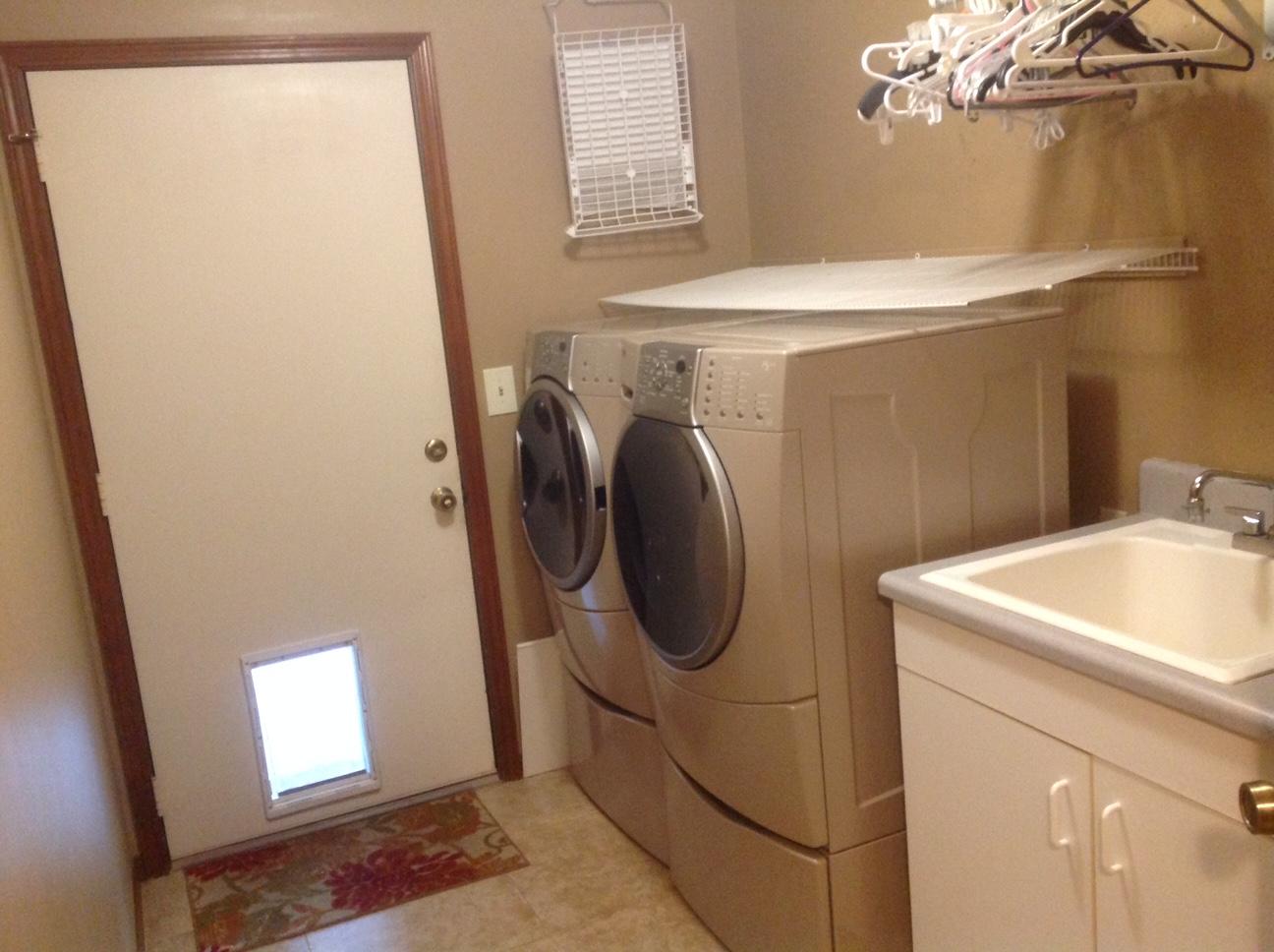 KELL-AIRE GARDENS - Residential