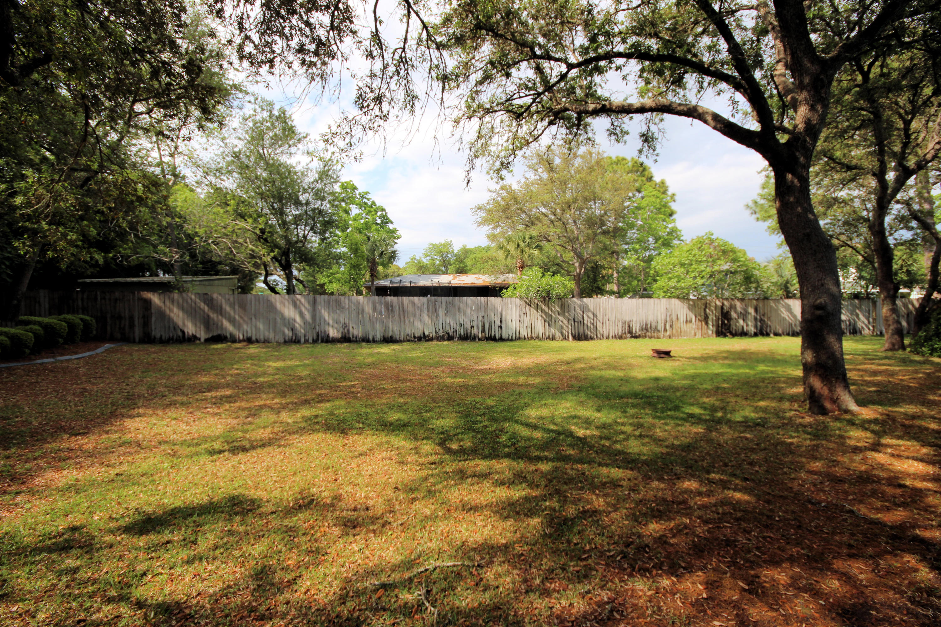 LAKE LORRAINE ESTATES 2 - Residential