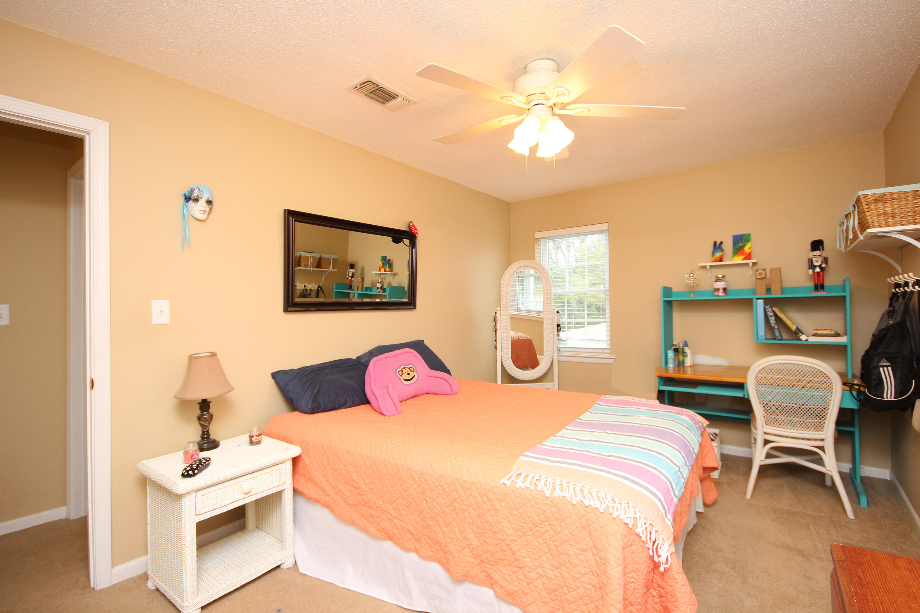 LAKE LORRAINE ESTATES 2 - Residential