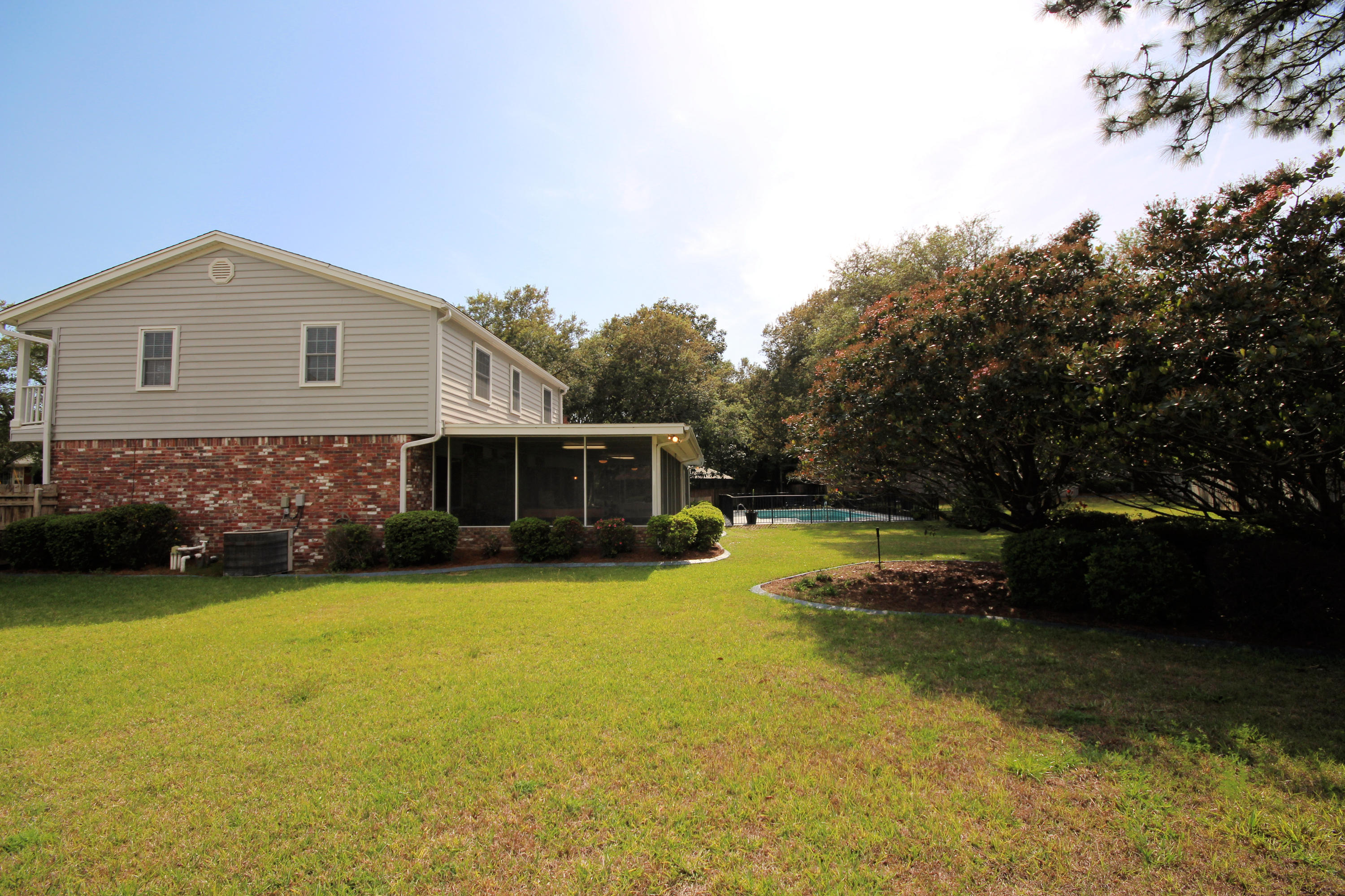 LAKE LORRAINE ESTATES 2 - Residential