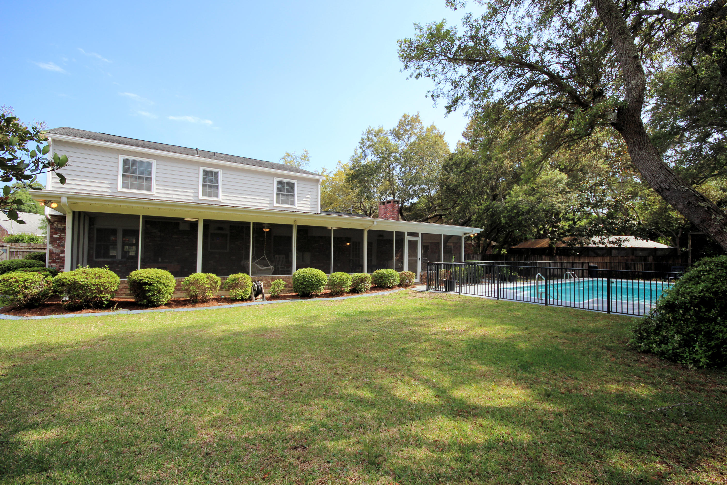 LAKE LORRAINE ESTATES 2 - Residential