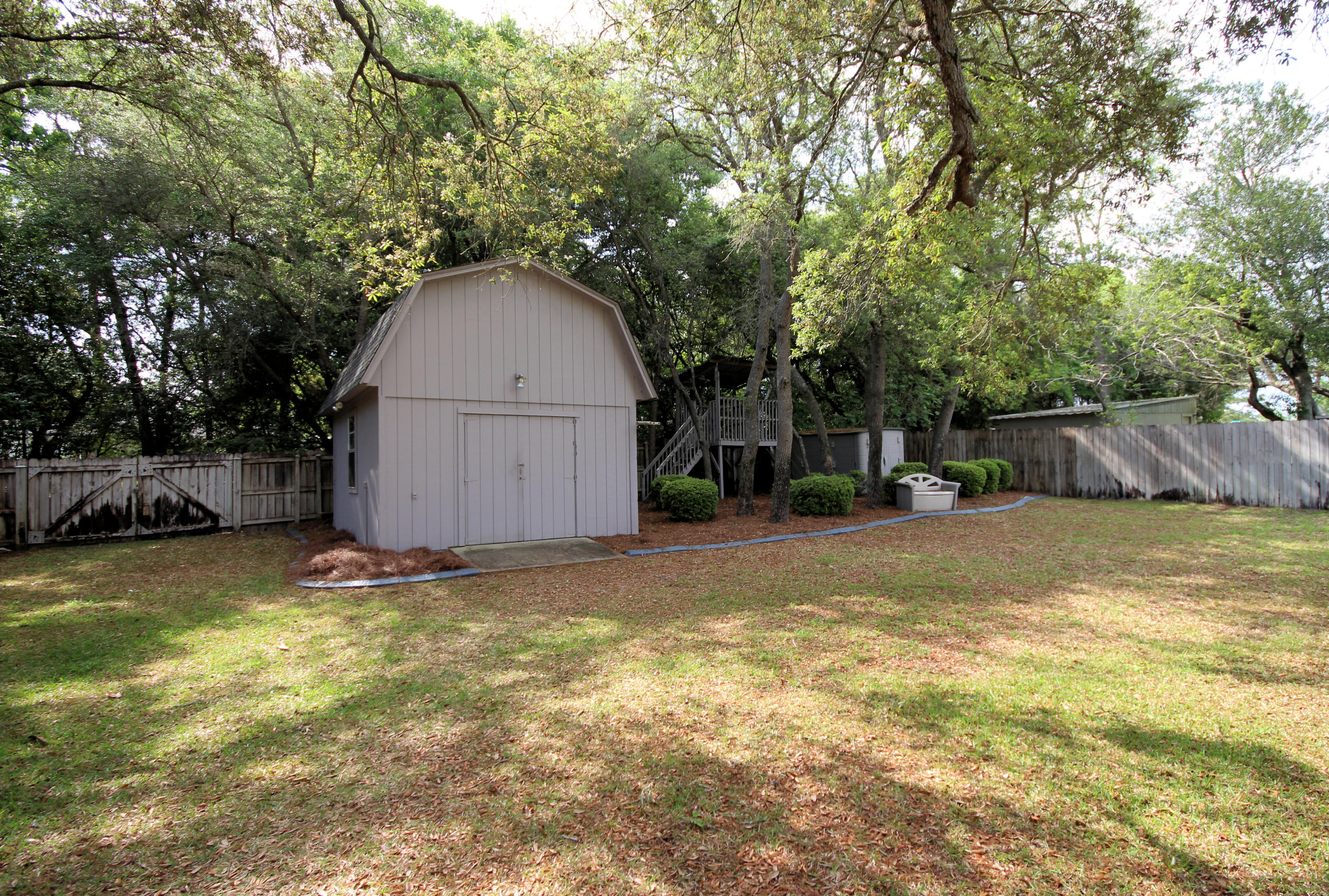 LAKE LORRAINE ESTATES 2 - Residential