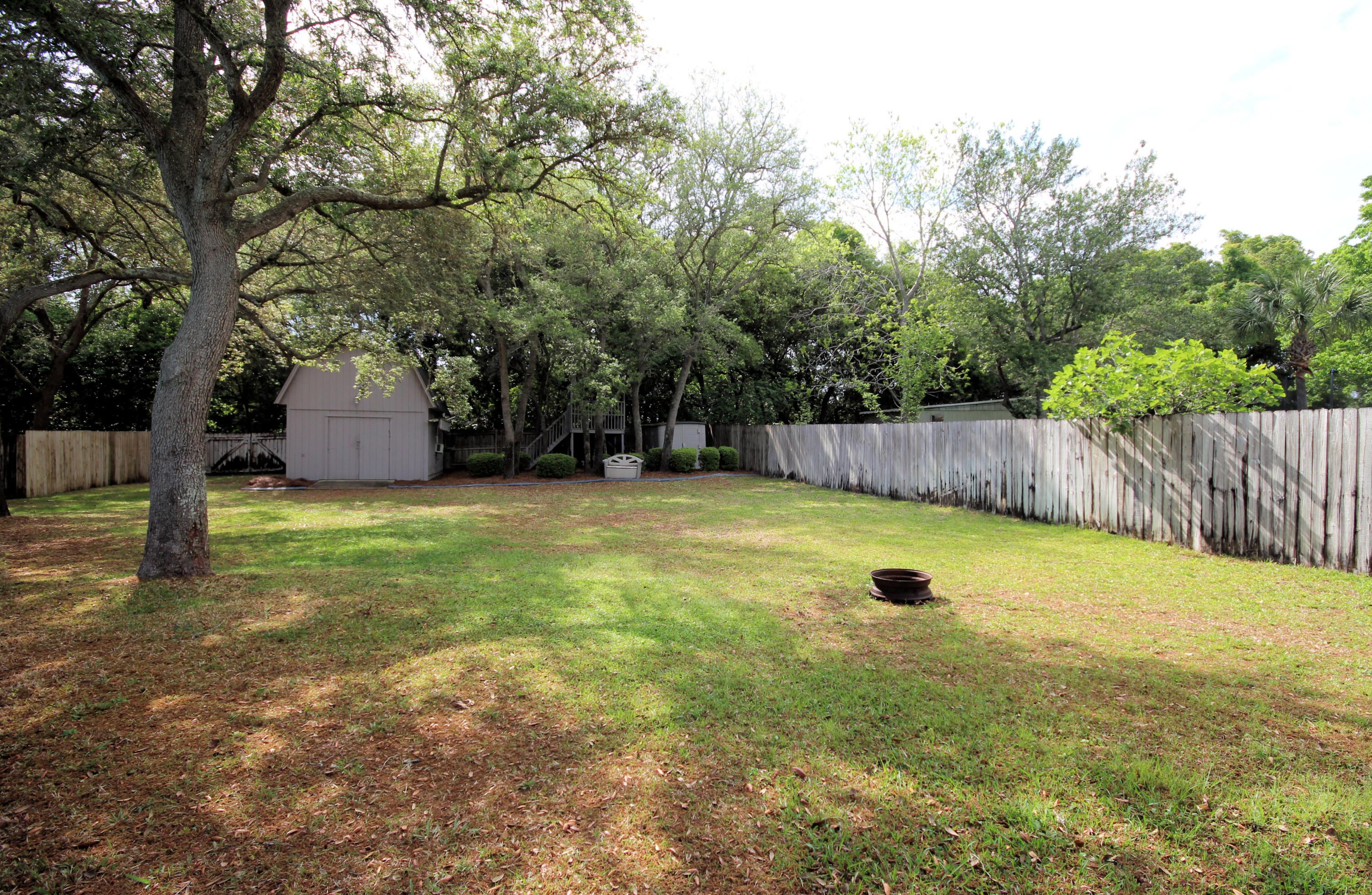 LAKE LORRAINE ESTATES 2 - Residential