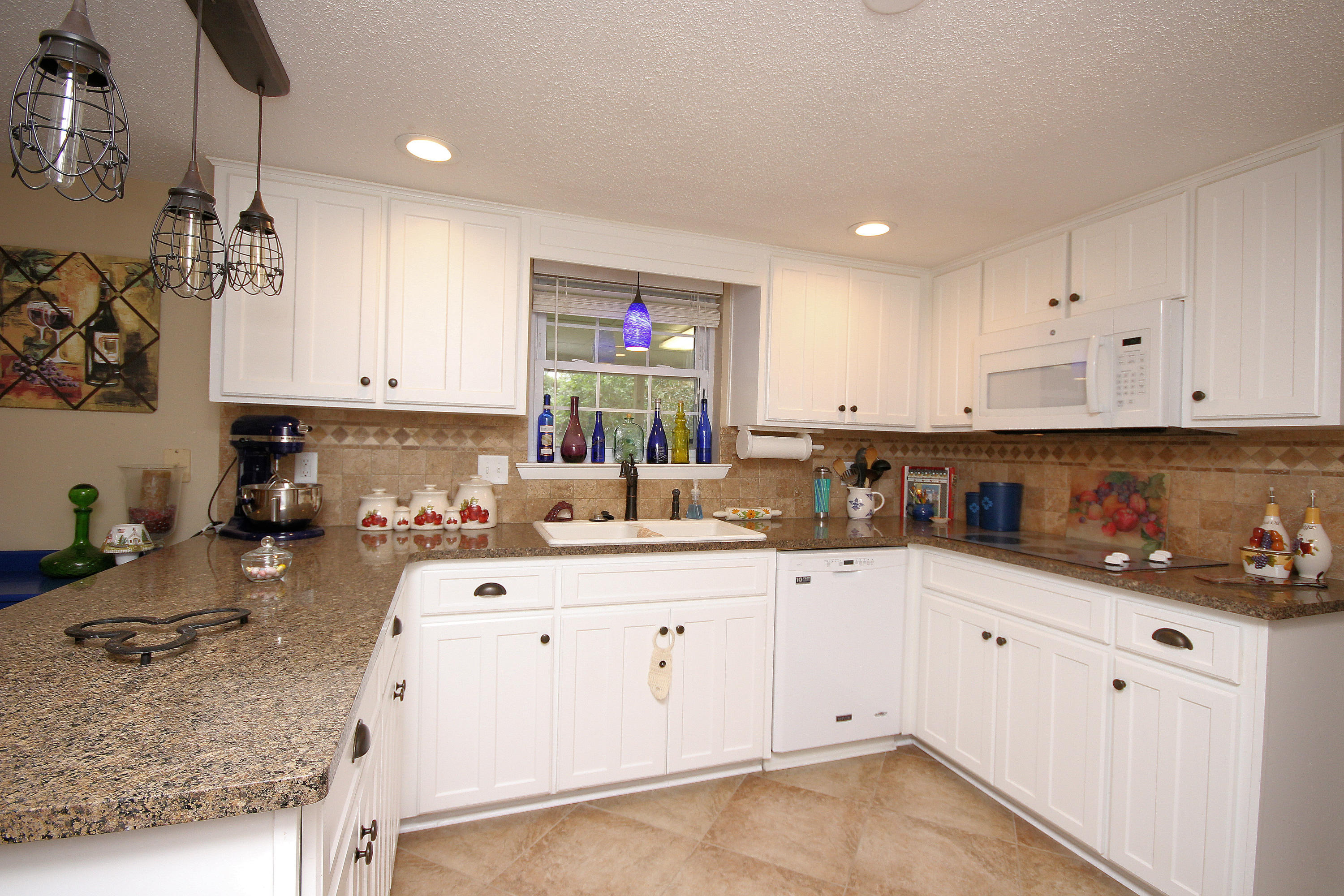 LAKE LORRAINE ESTATES 2 - Residential