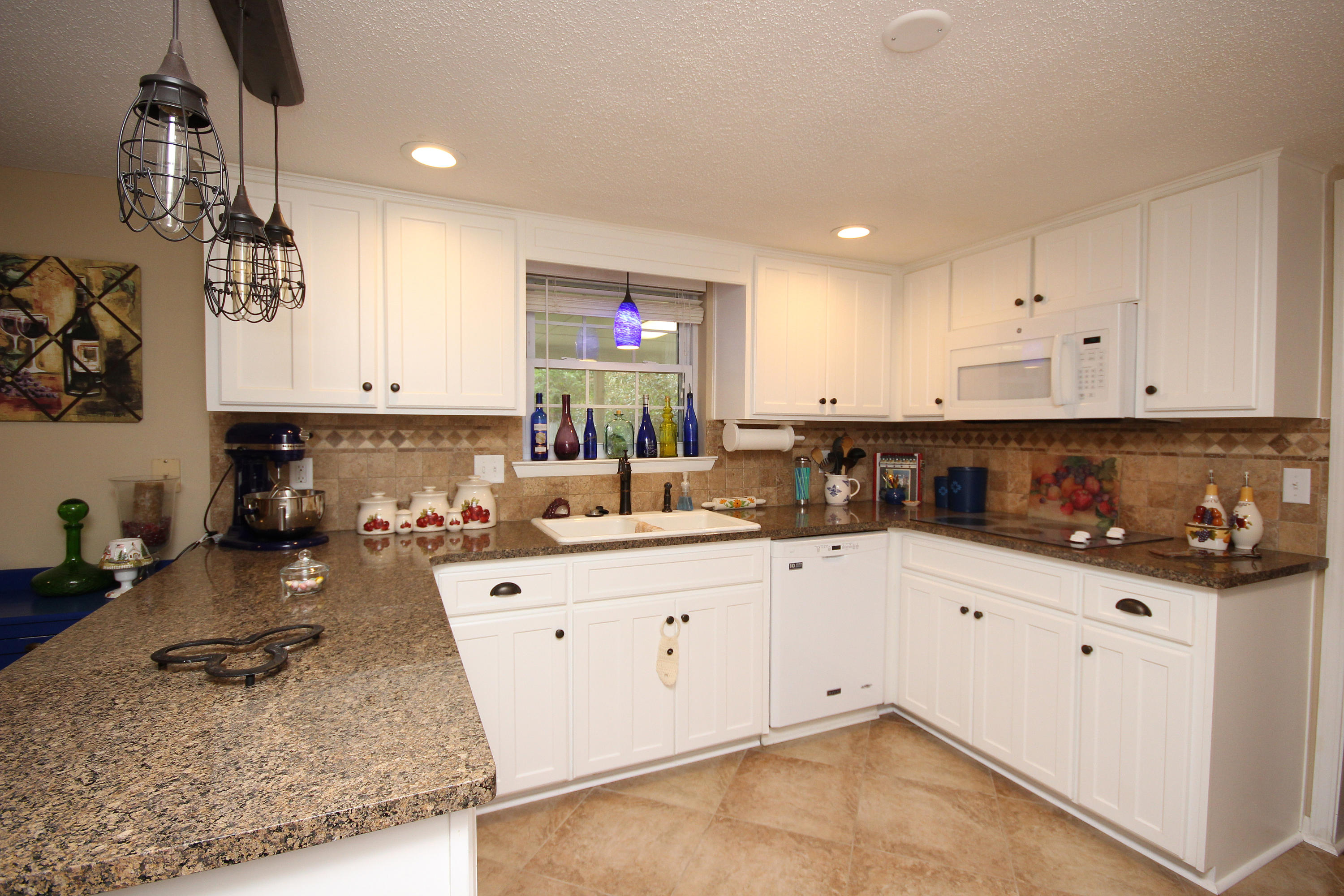 LAKE LORRAINE ESTATES 2 - Residential