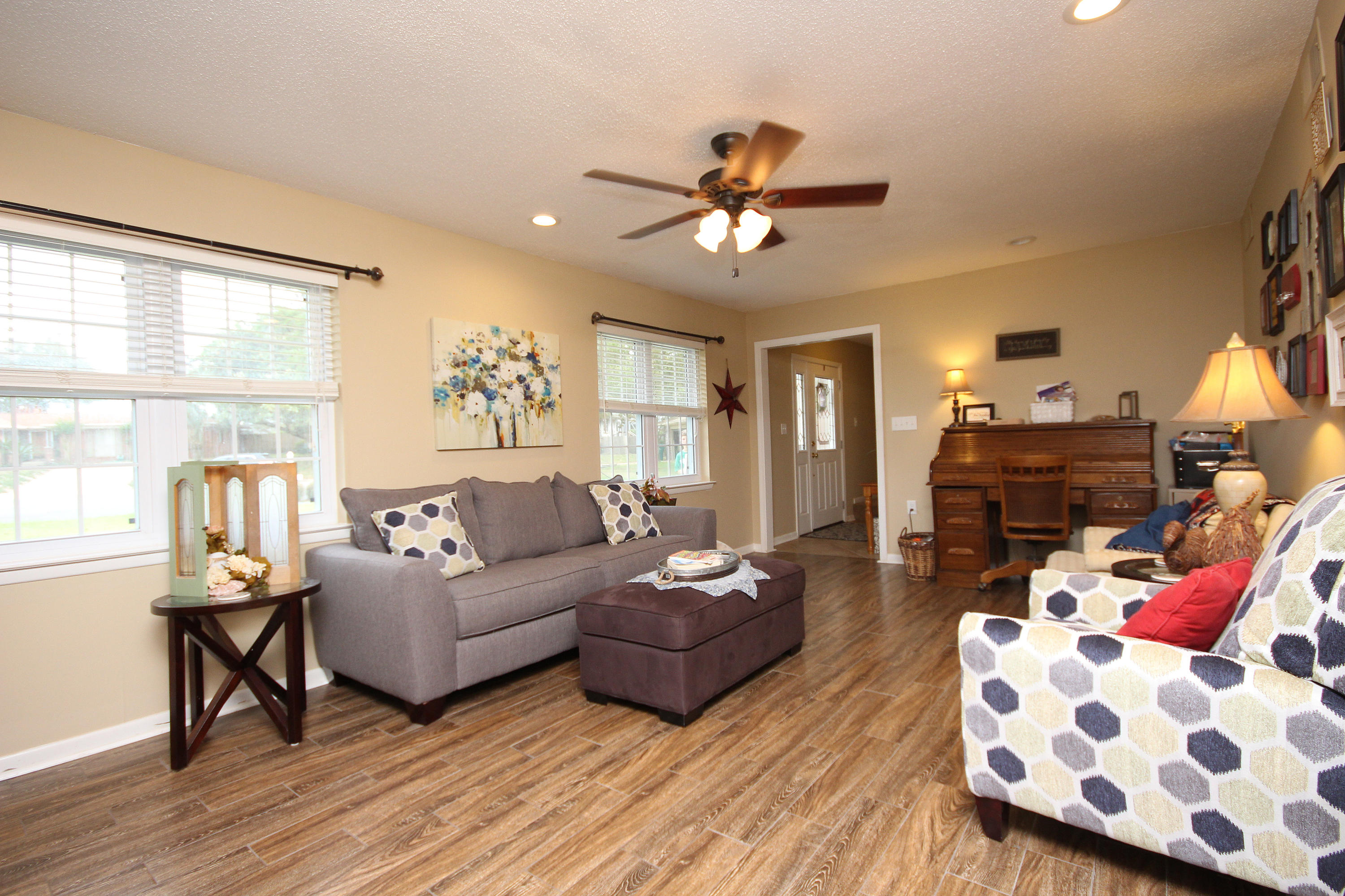 LAKE LORRAINE ESTATES 2 - Residential