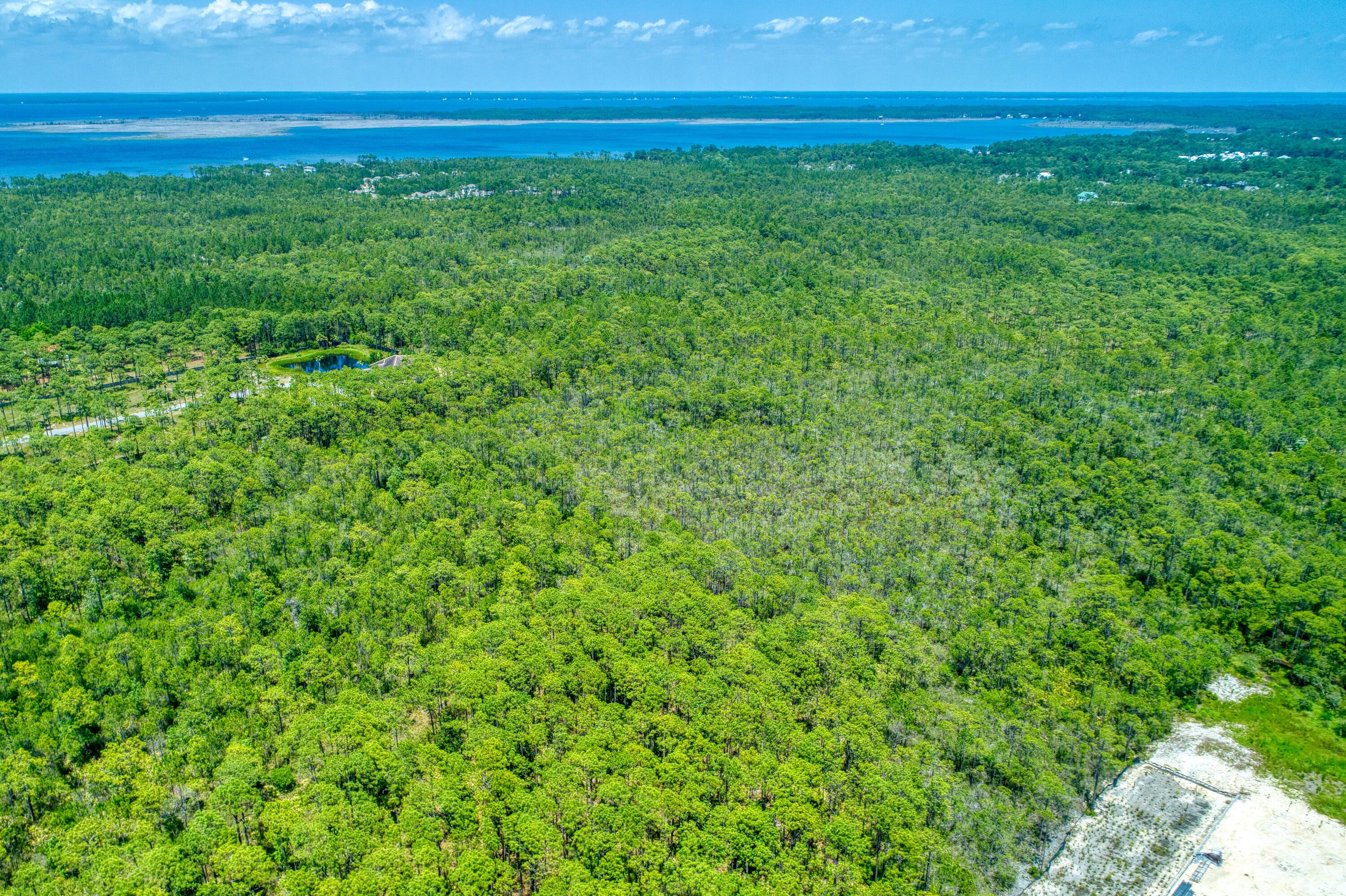 NO RECORDED SUBDIVISION - Land