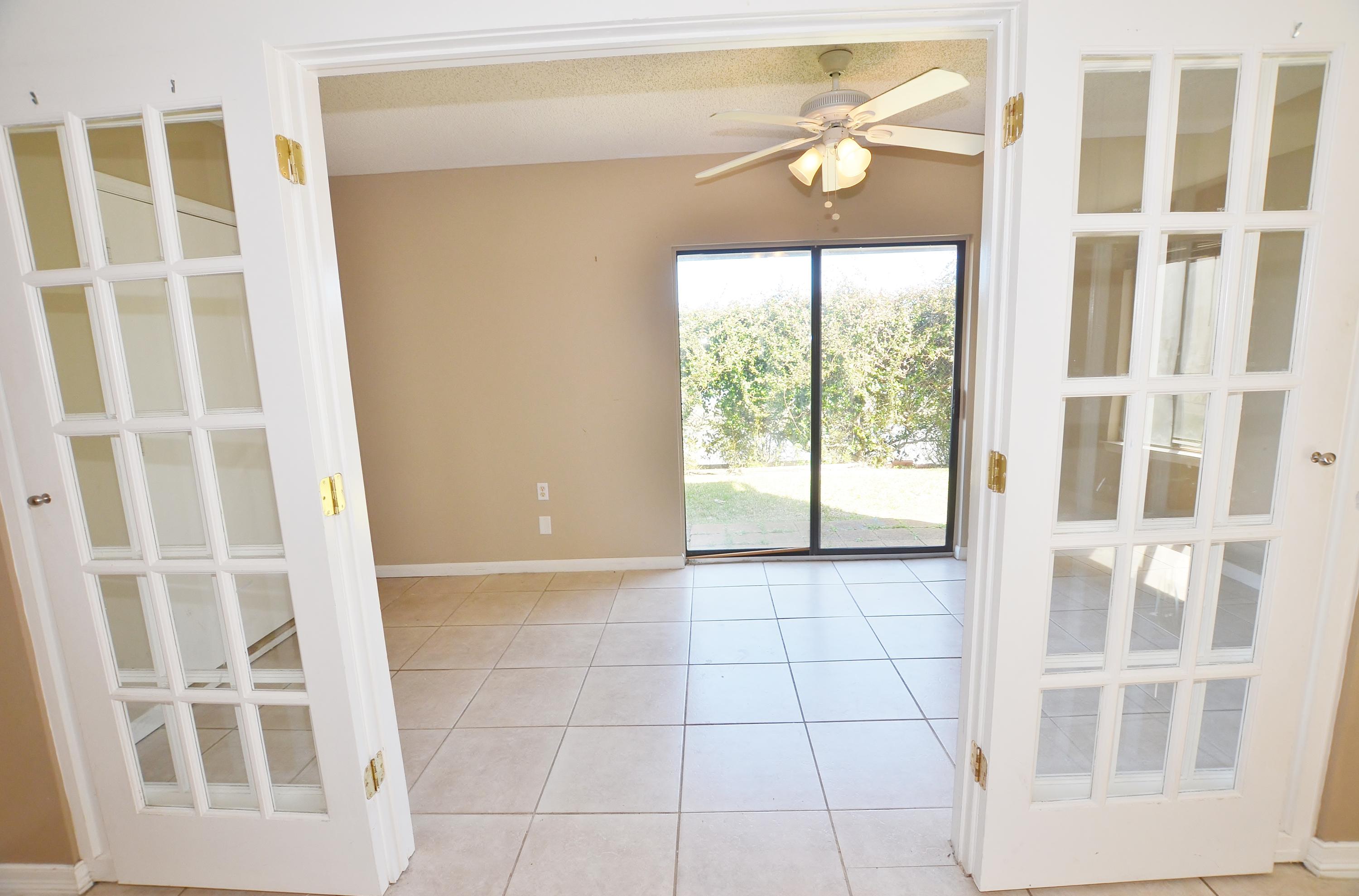 DESTIN RACQUET CLUB T/H - Residential Lease