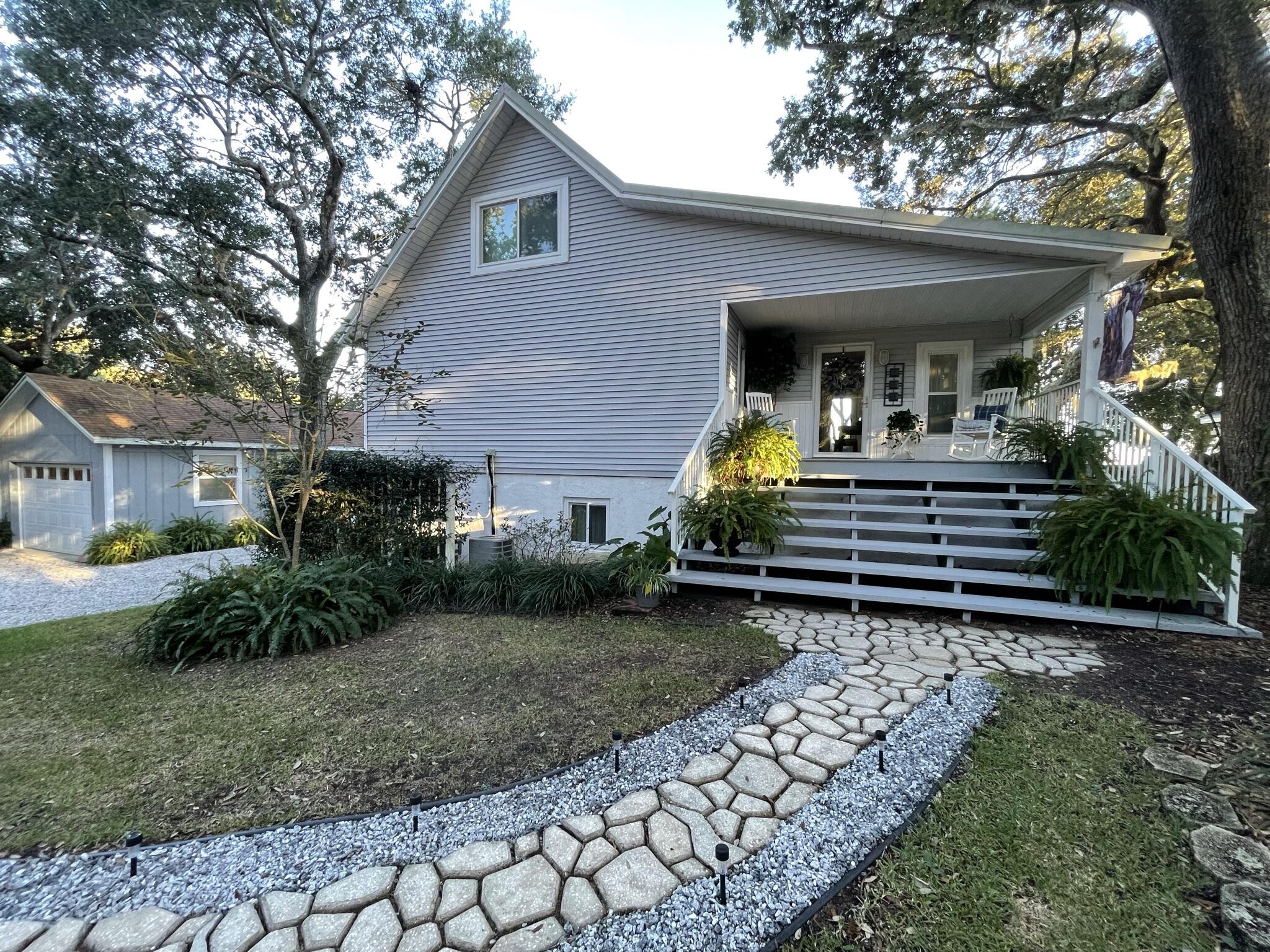 MULLET CREEK - Residential