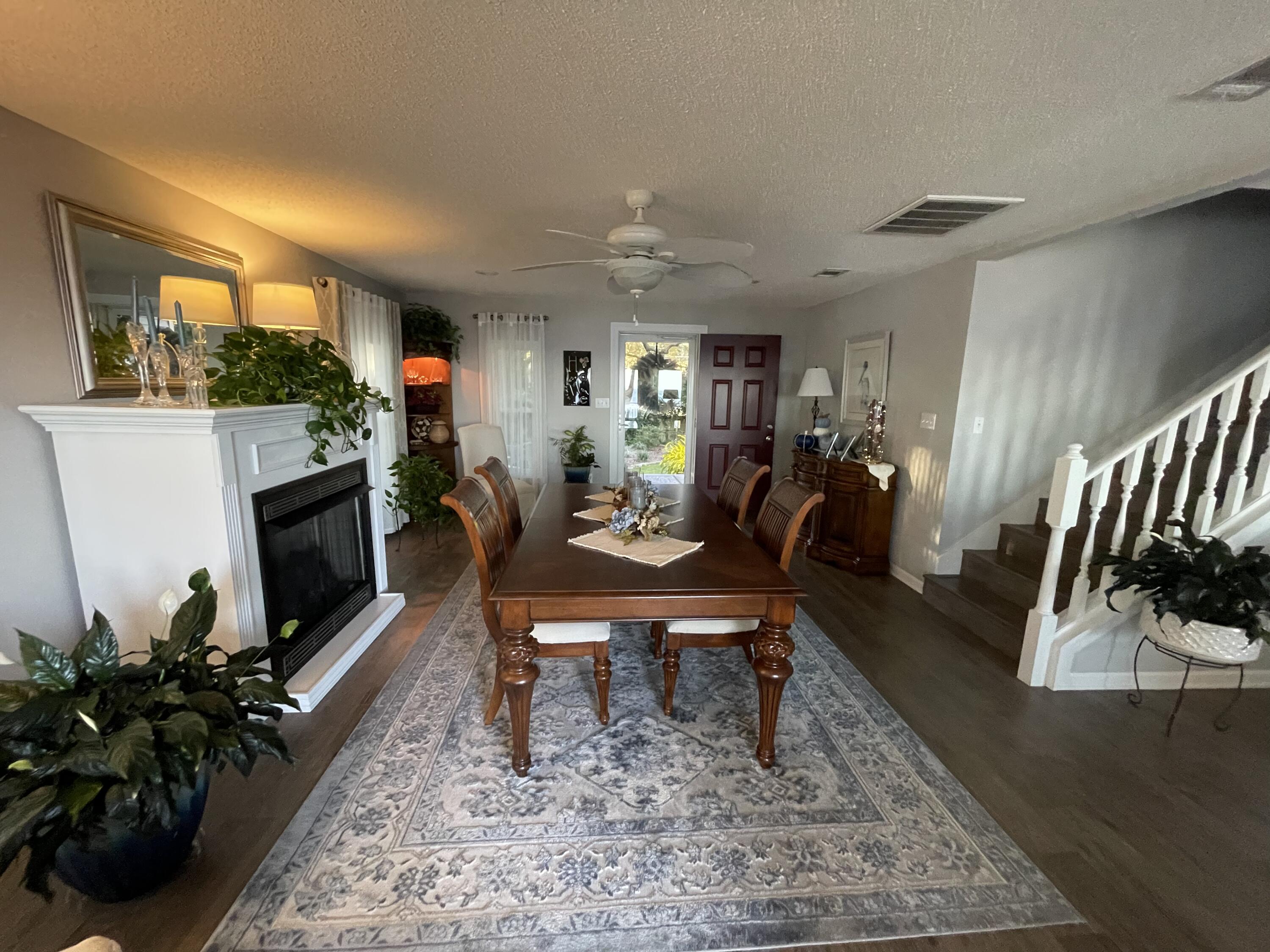 MULLET CREEK - Residential