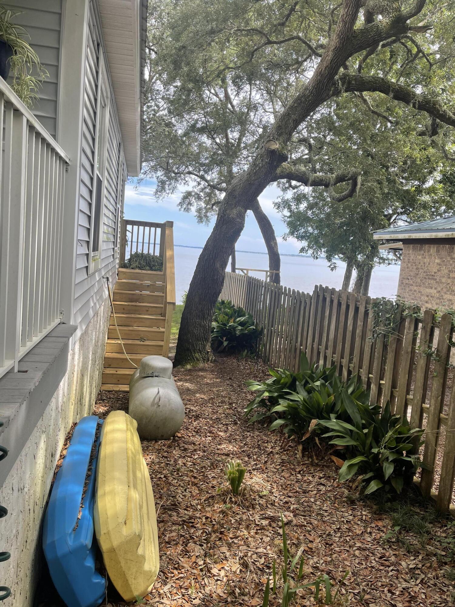 MULLET CREEK - Residential