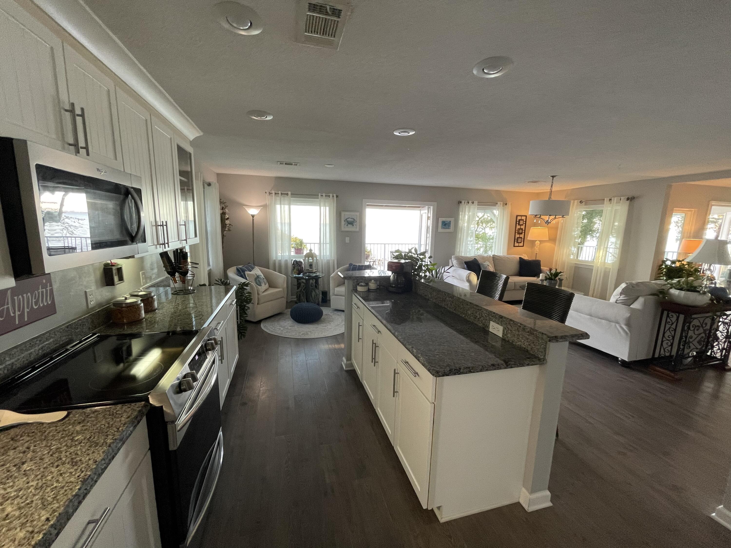 MULLET CREEK - Residential