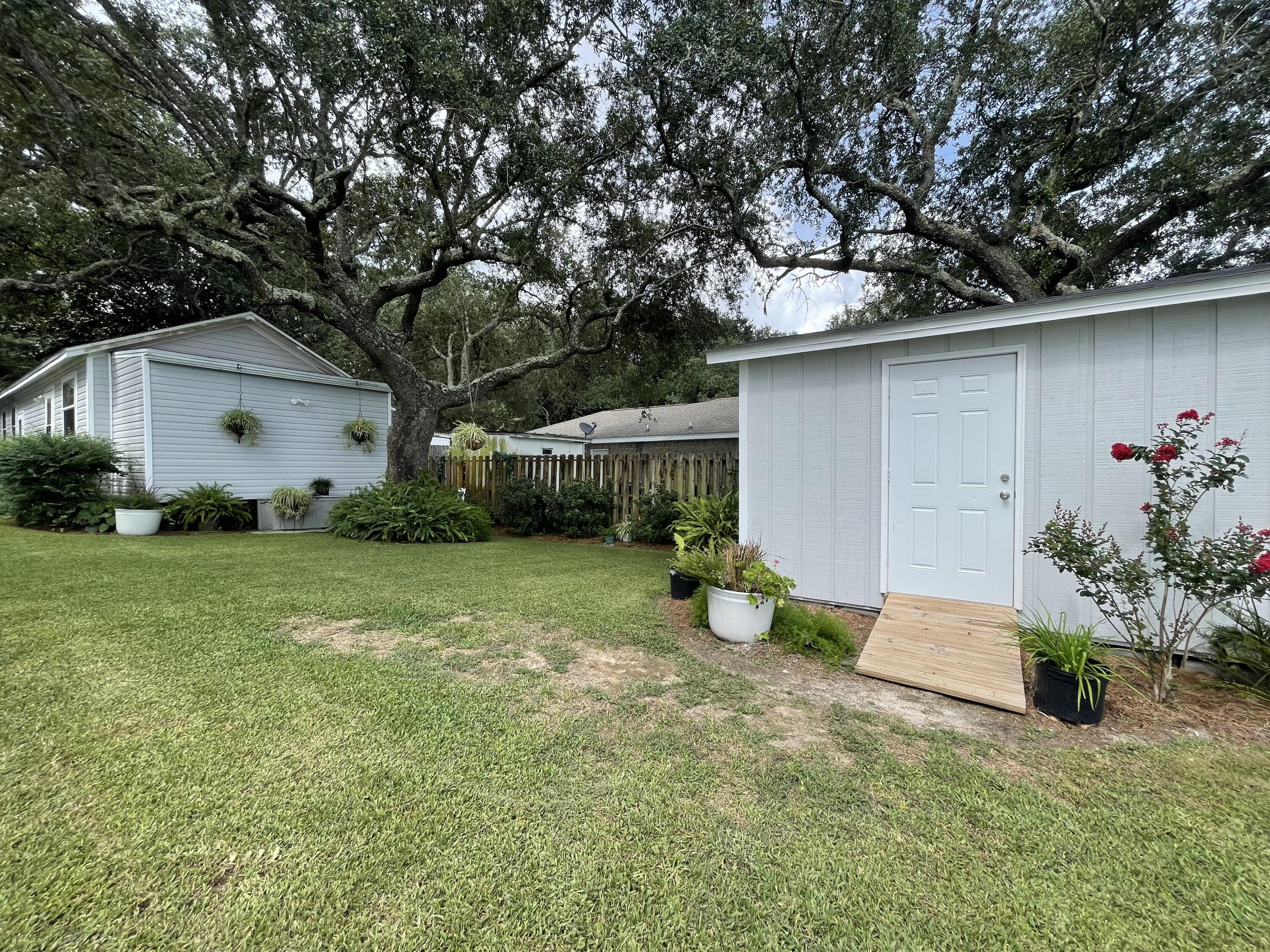 MULLET CREEK - Residential
