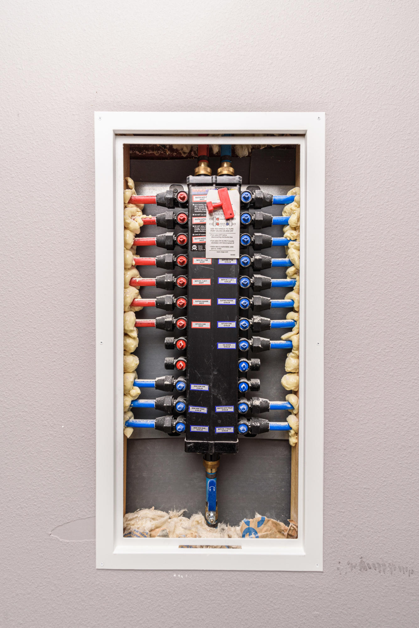 SHOAL TERRACE EST LOT 8 BLK A - Residential