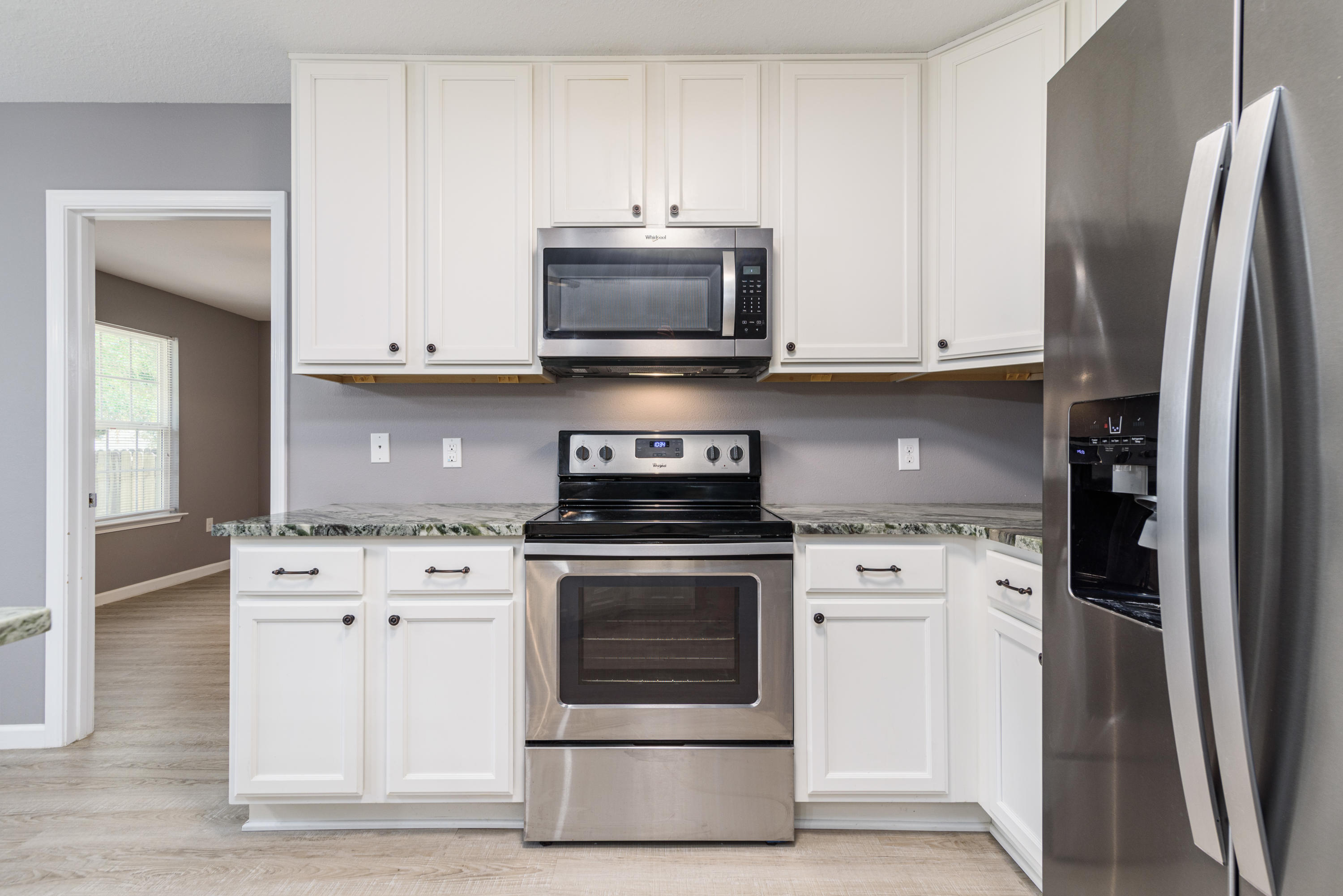 SHOAL TERRACE EST LOT 8 BLK A - Residential