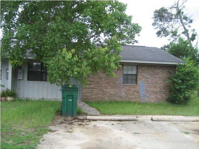 DUPLEX IS CONVENIENTLY LOCATED TO EGLIN AFB * LARGE DEEP LINEN CLOSET, PANTRY. * Large bedrooms. New ceramic tile in the living room and the kitchen.New carpet in the bedrooms. The kitchen has also been remodeled with new cabinets and countertops. Large yard. Washer dryer connections..