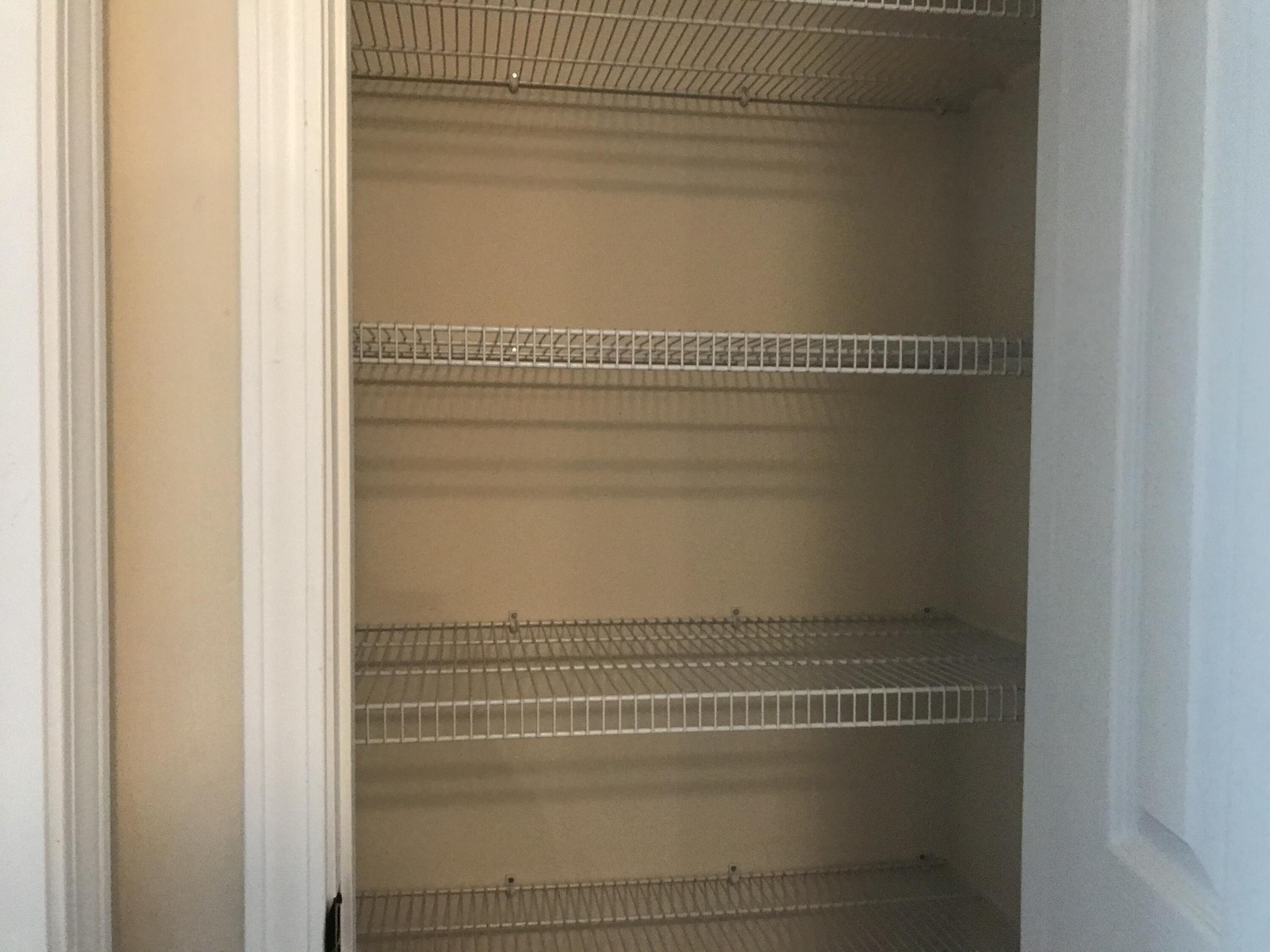 SOUTH POINTE ESTATES - Residential Lease
