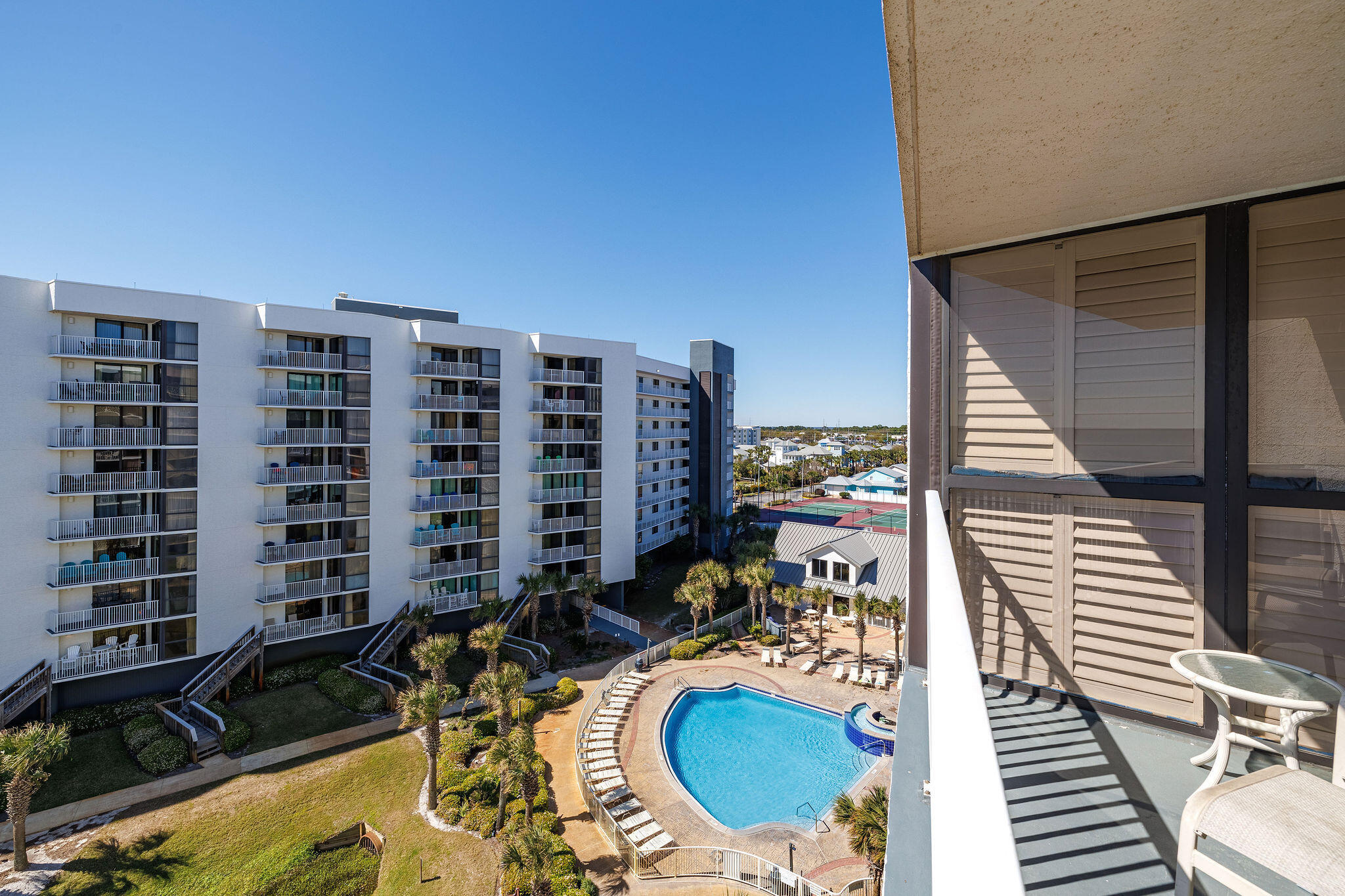 MAINSAIL CONDO PH 1 - Residential