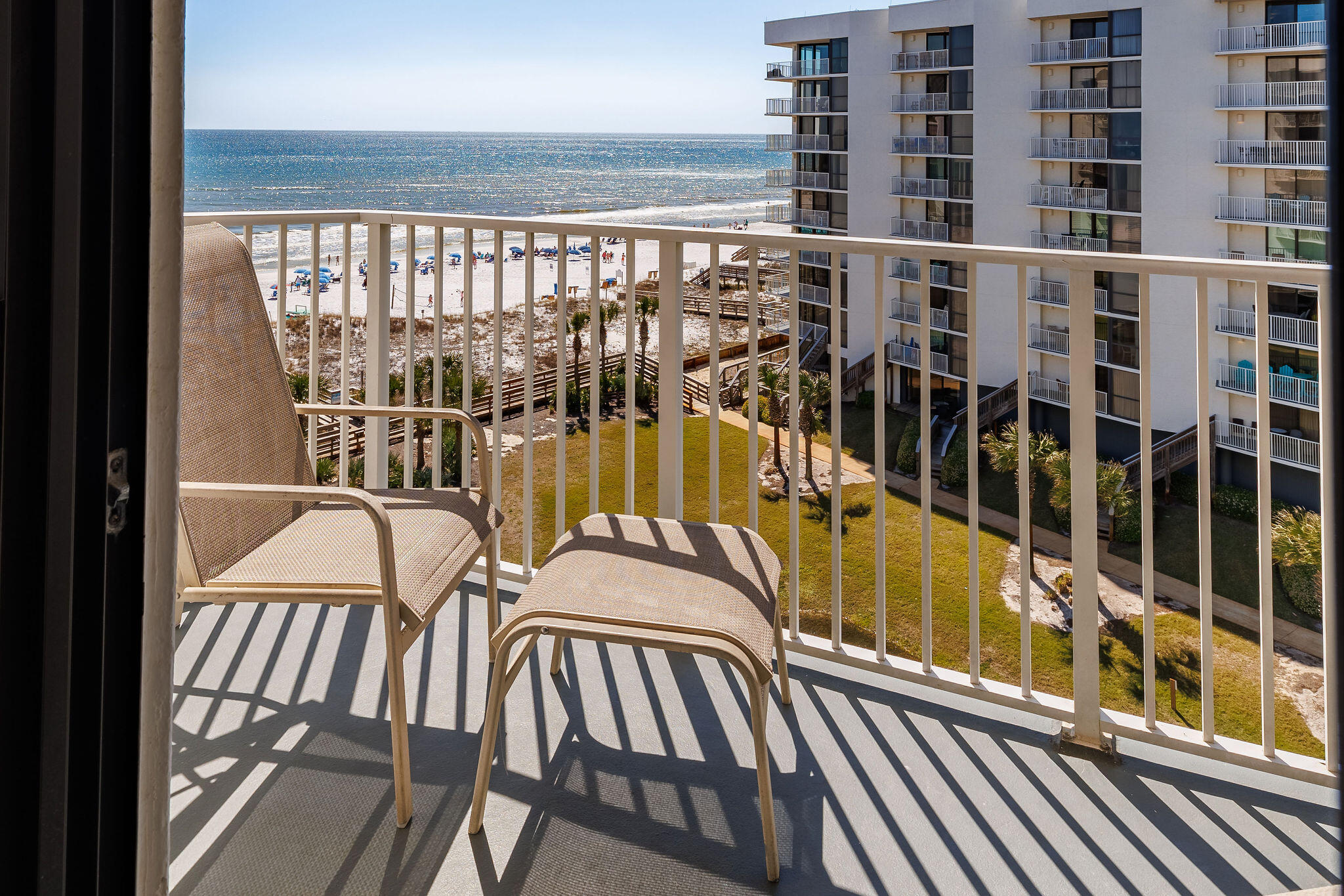 MAINSAIL CONDO PH 1 - Residential