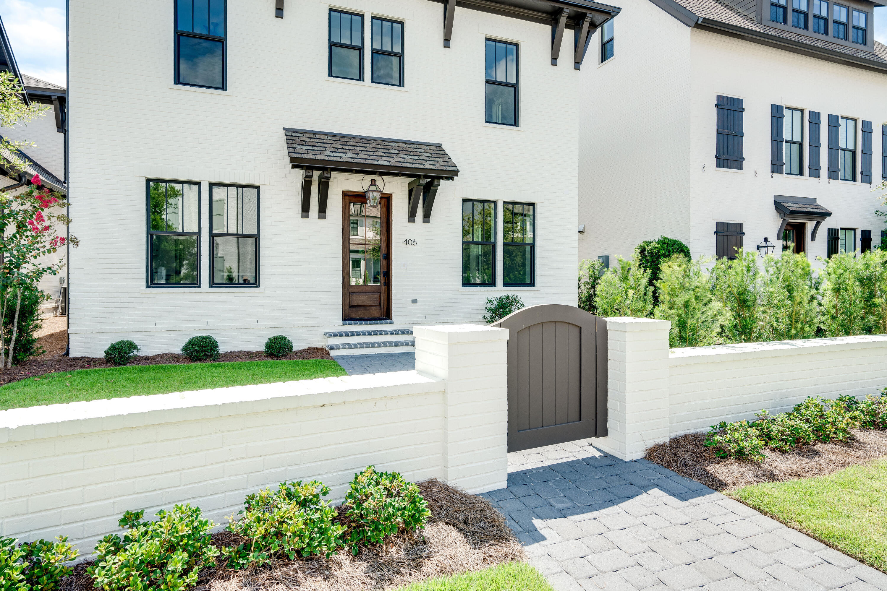 RIDGEWALK - Residential