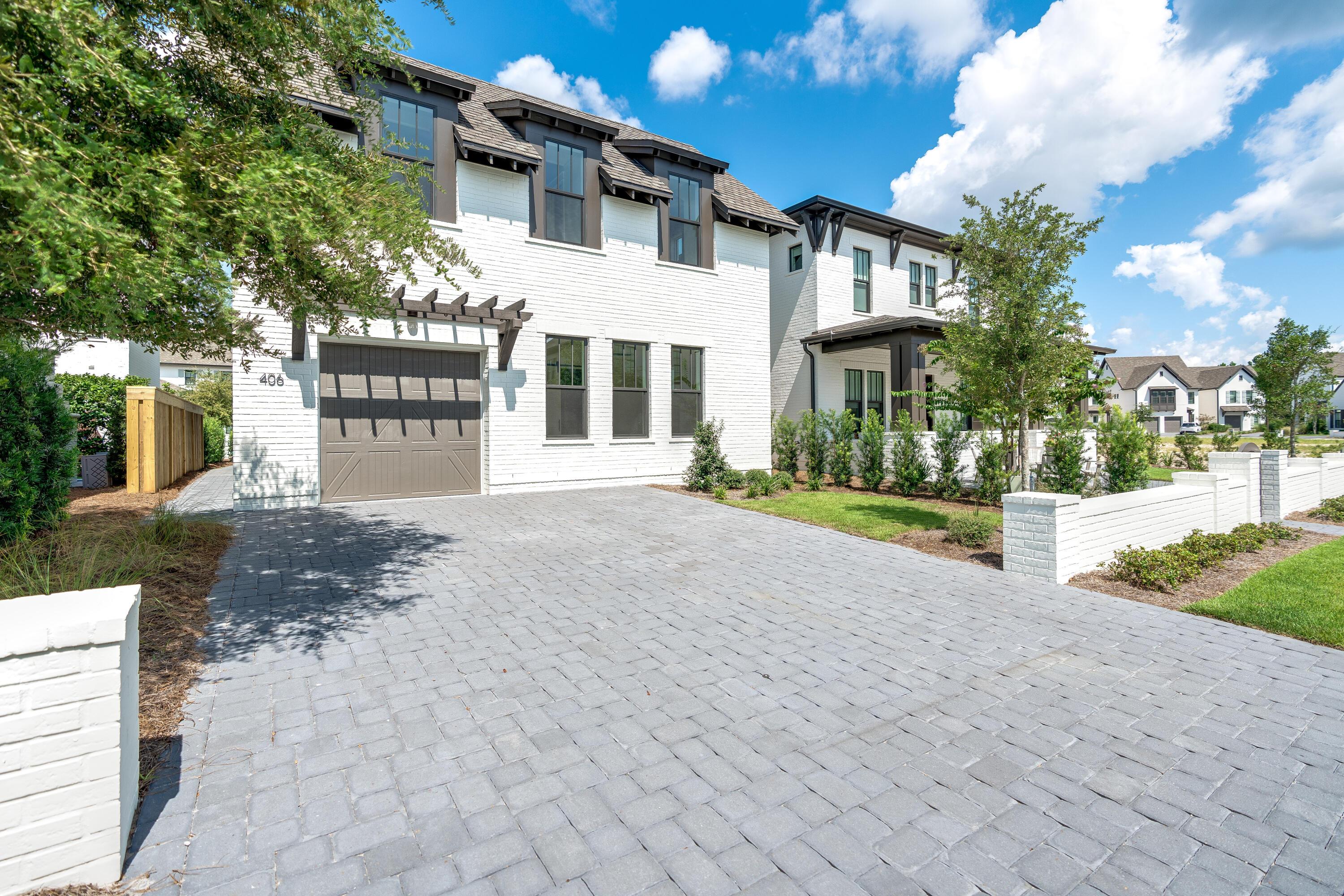 RIDGEWALK - Residential