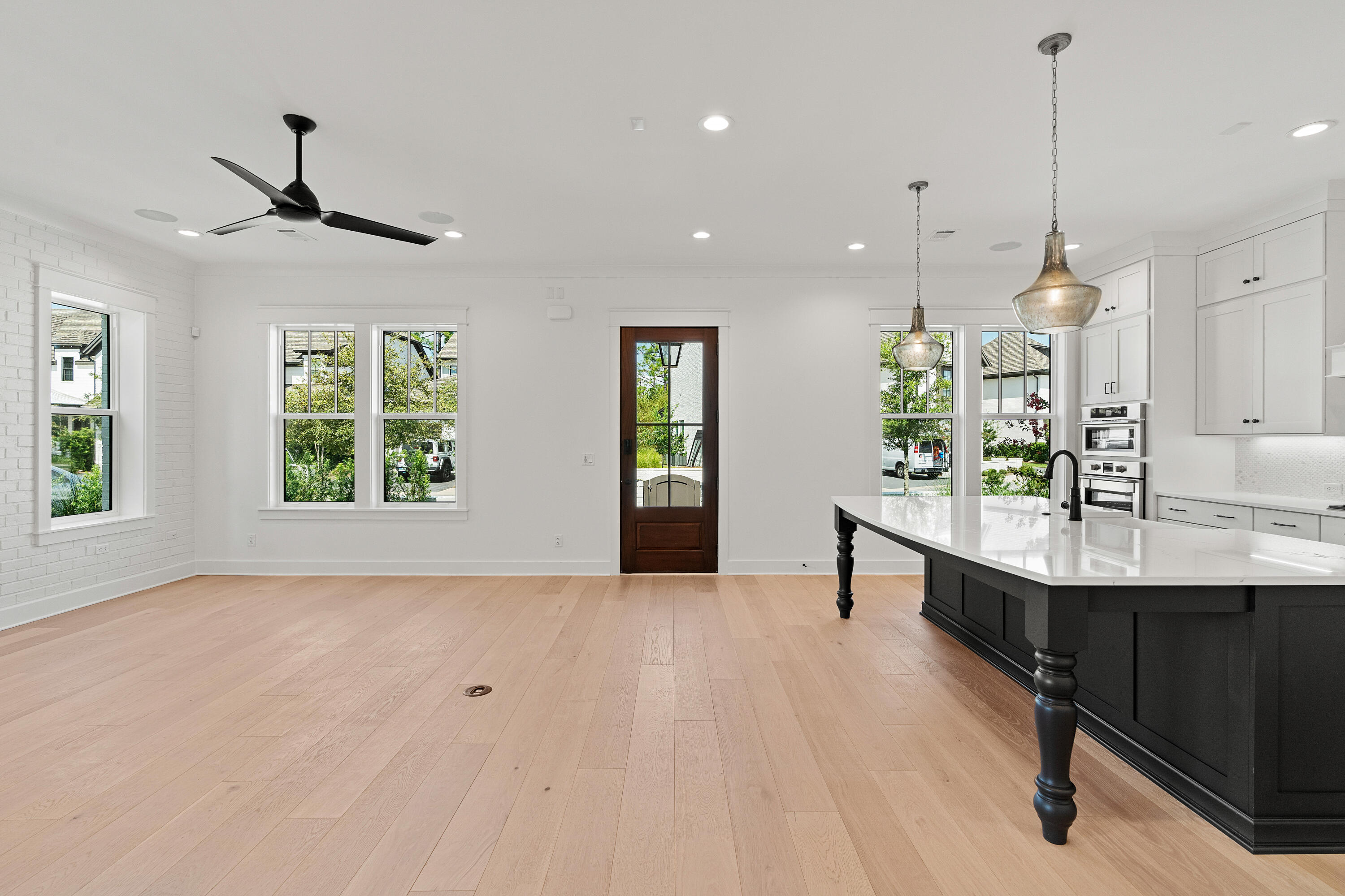 RIDGEWALK - Residential
