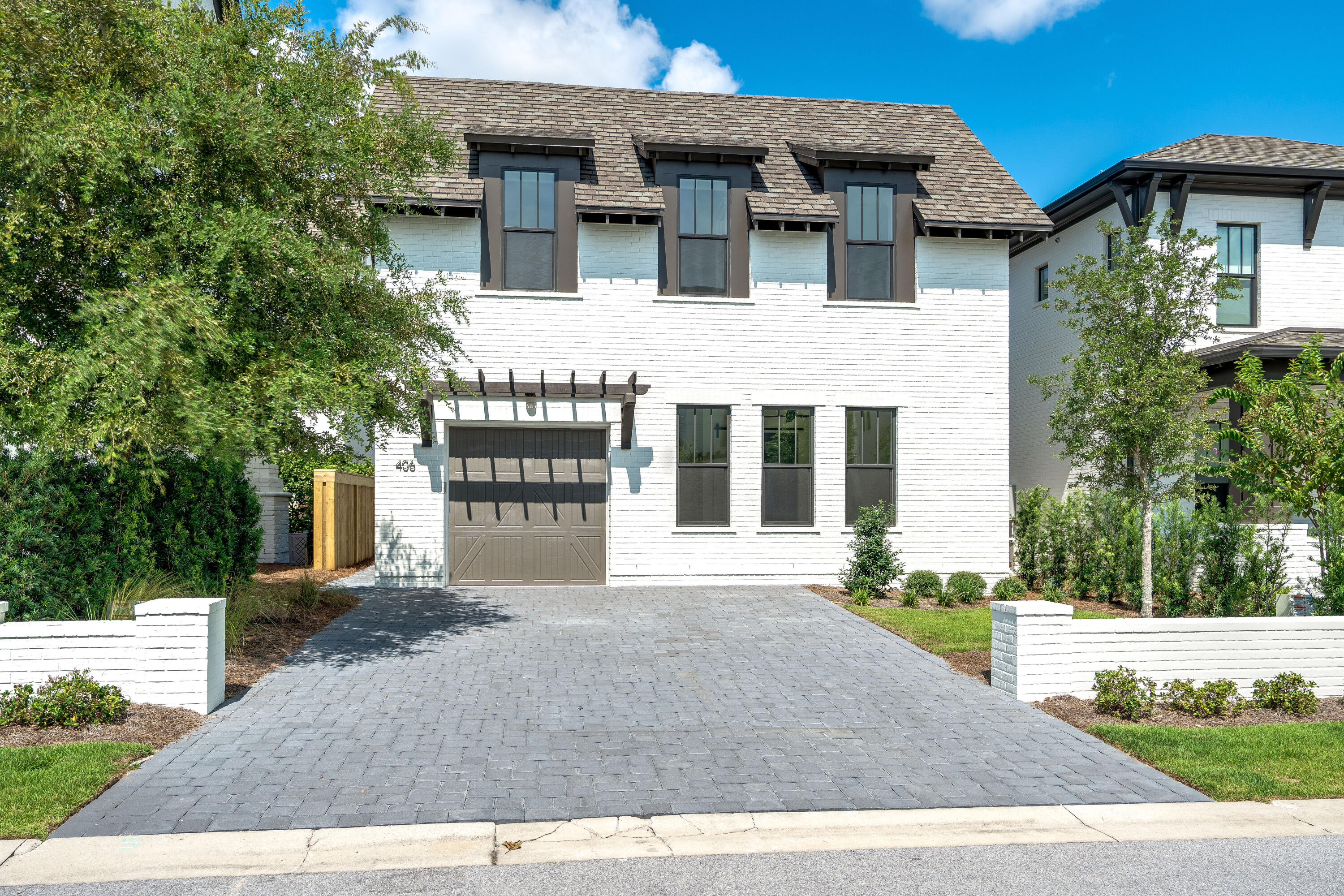 RIDGEWALK - Residential