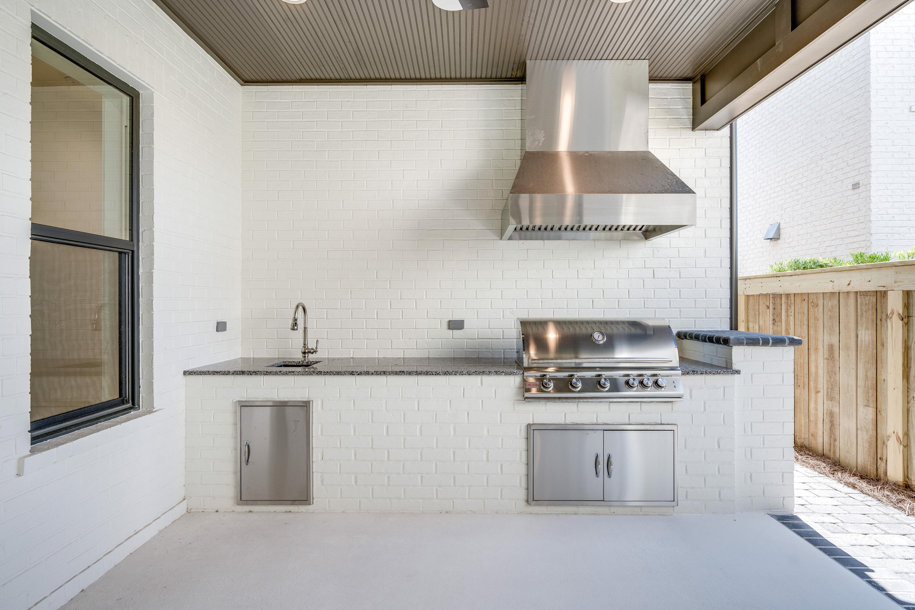 RIDGEWALK - Residential