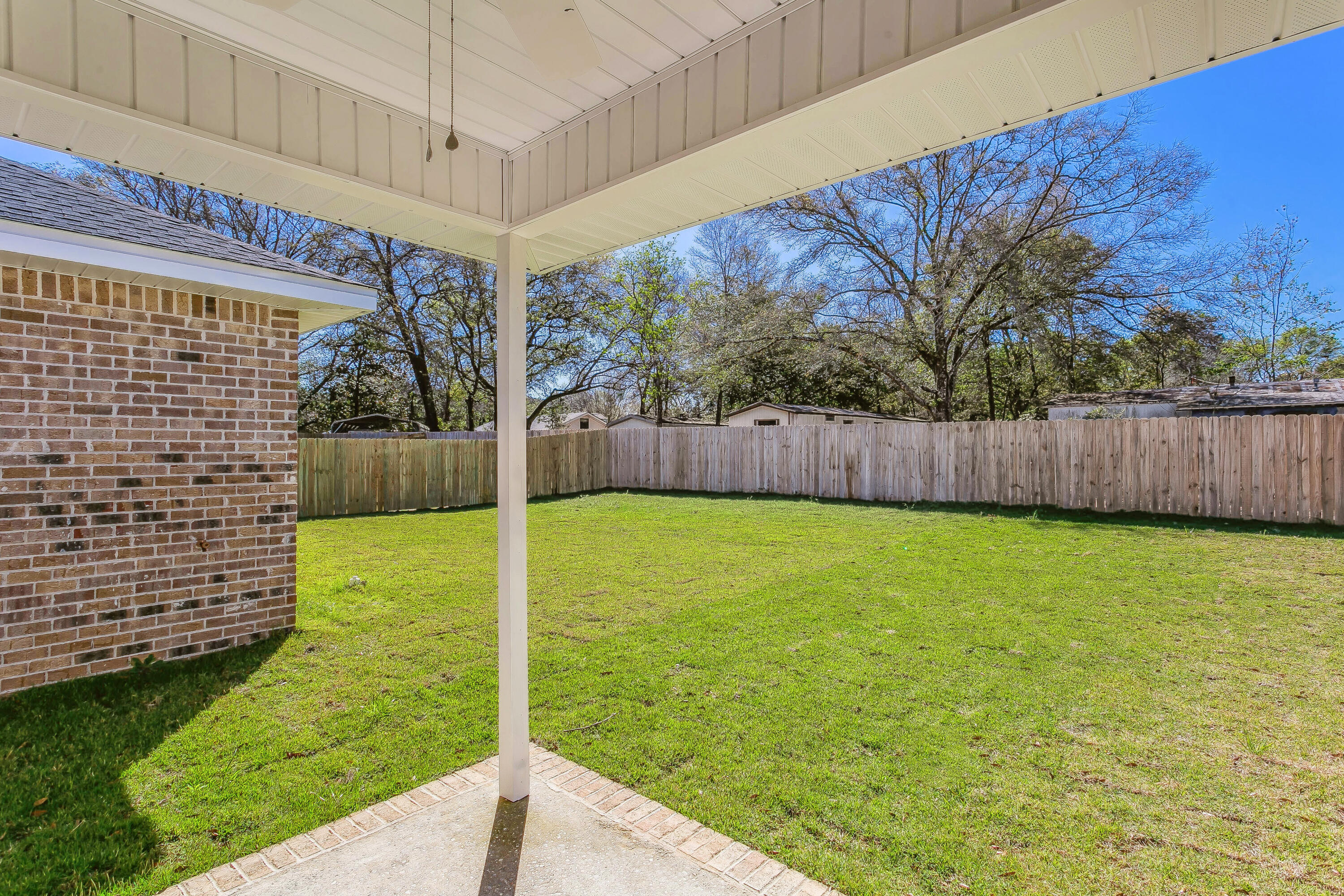 NICEVILLE (222200.00) - Residential