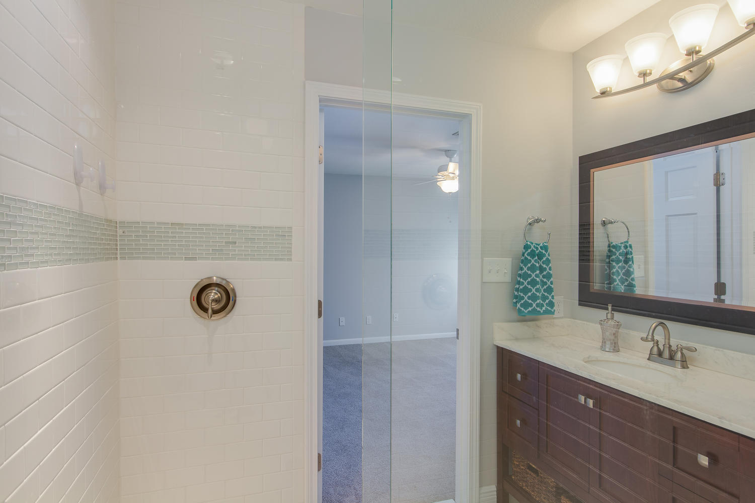 CLIPPER COVE T/H - Residential