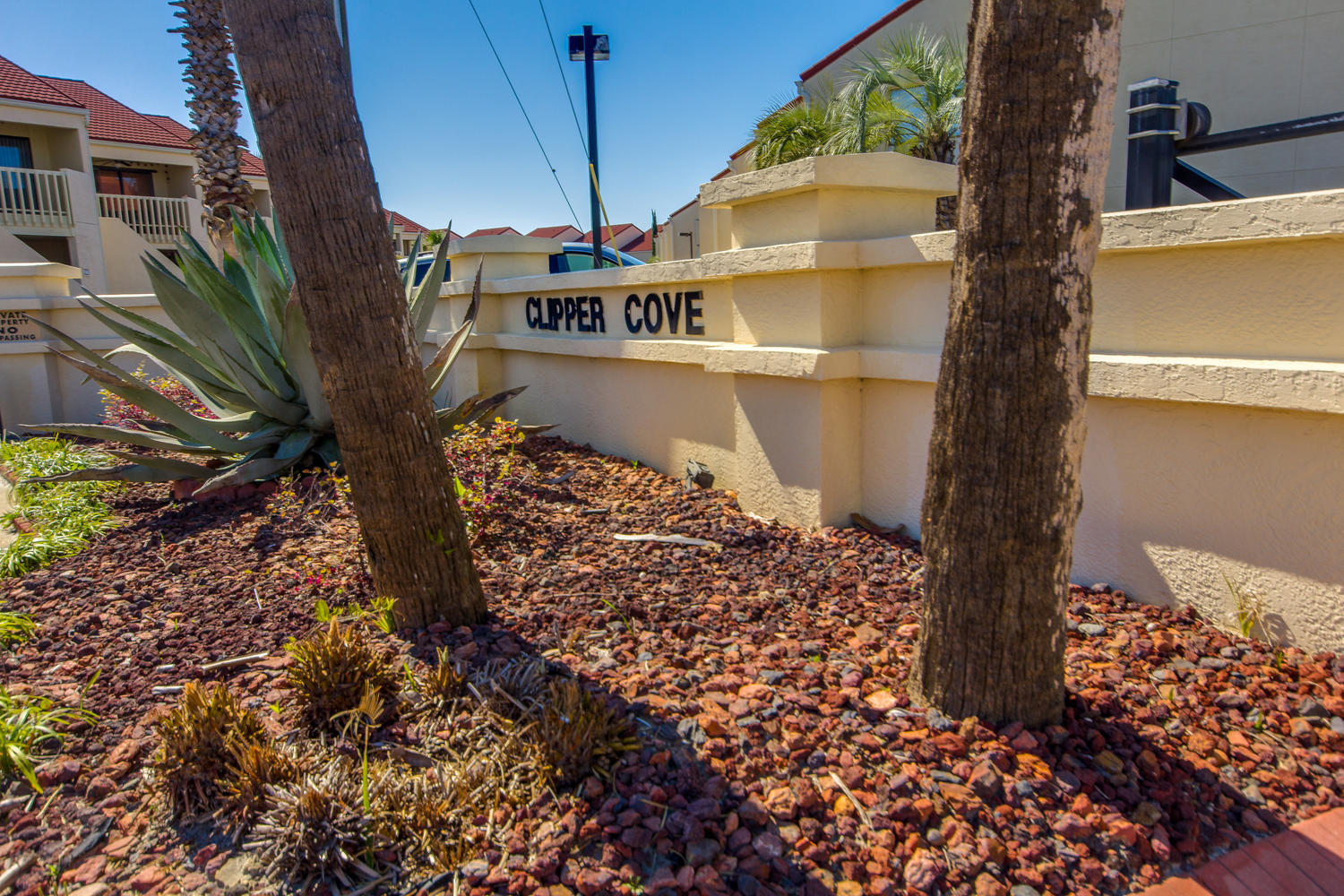 CLIPPER COVE T/H - Residential