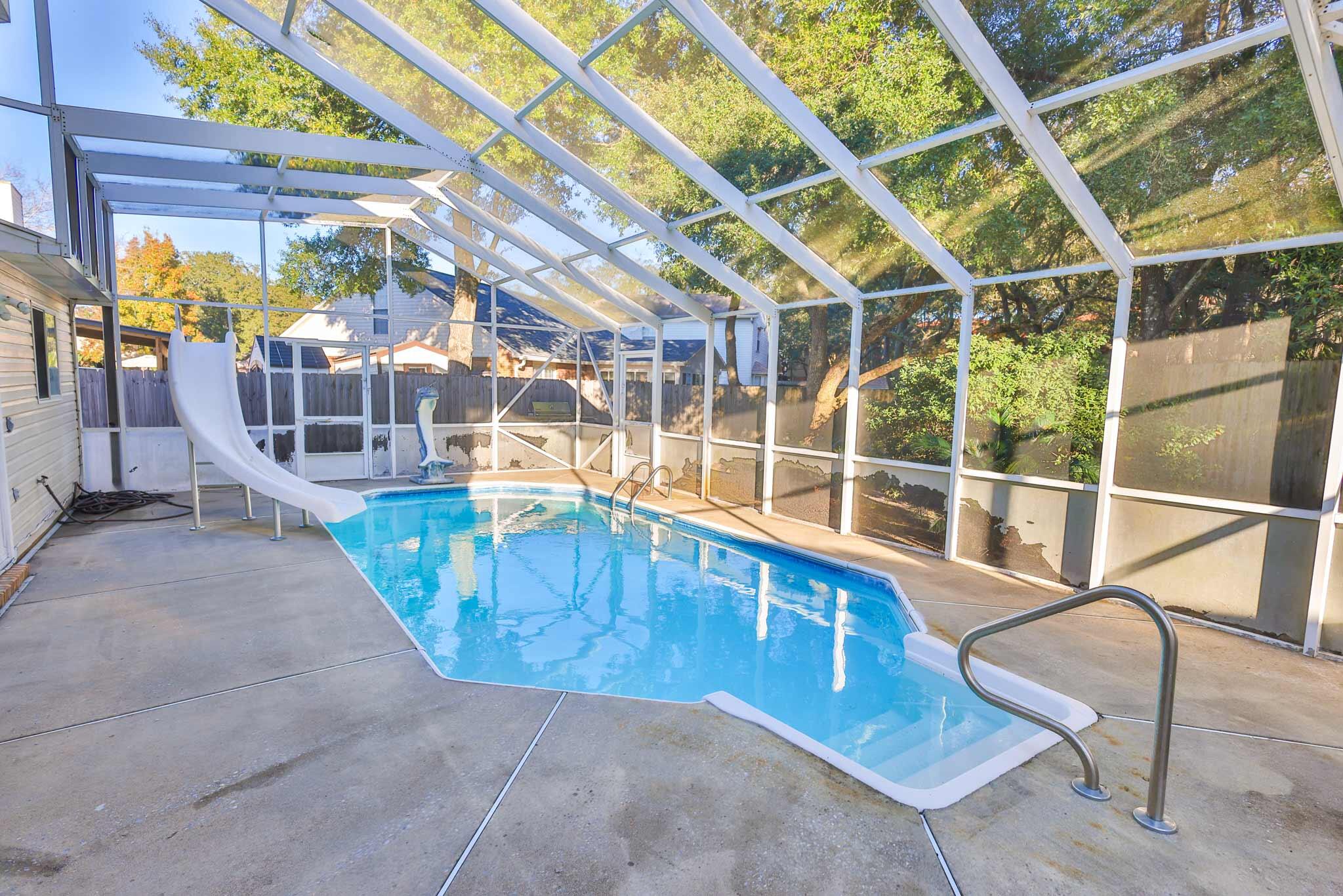 SHALIMAR COMMONS - Residential