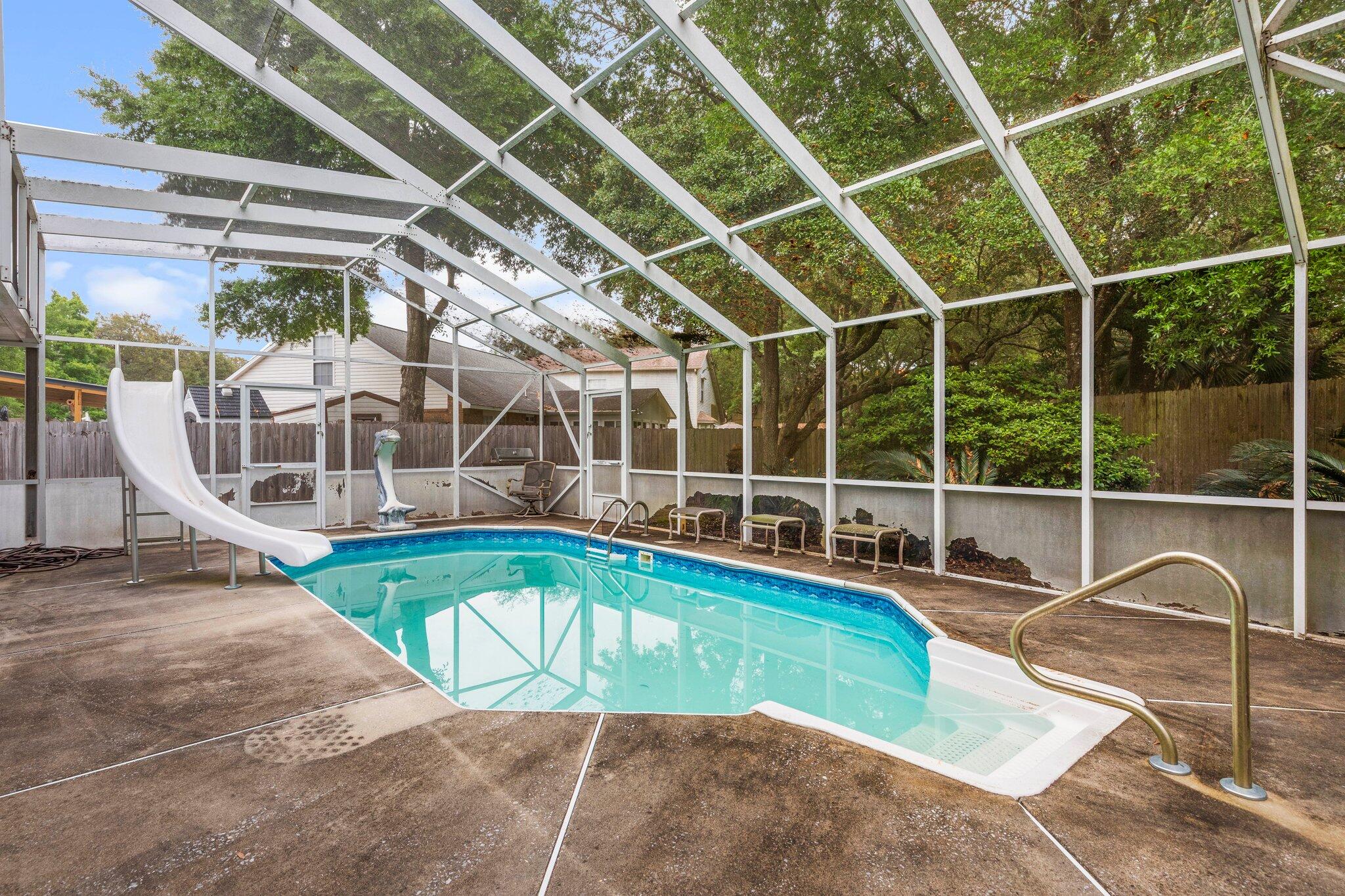 SHALIMAR COMMONS - Residential