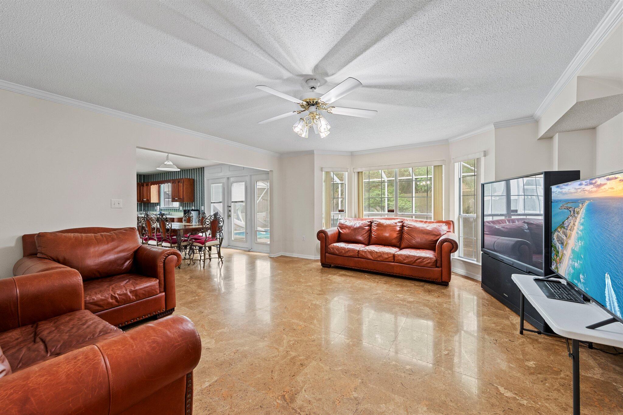 SHALIMAR COMMONS - Residential