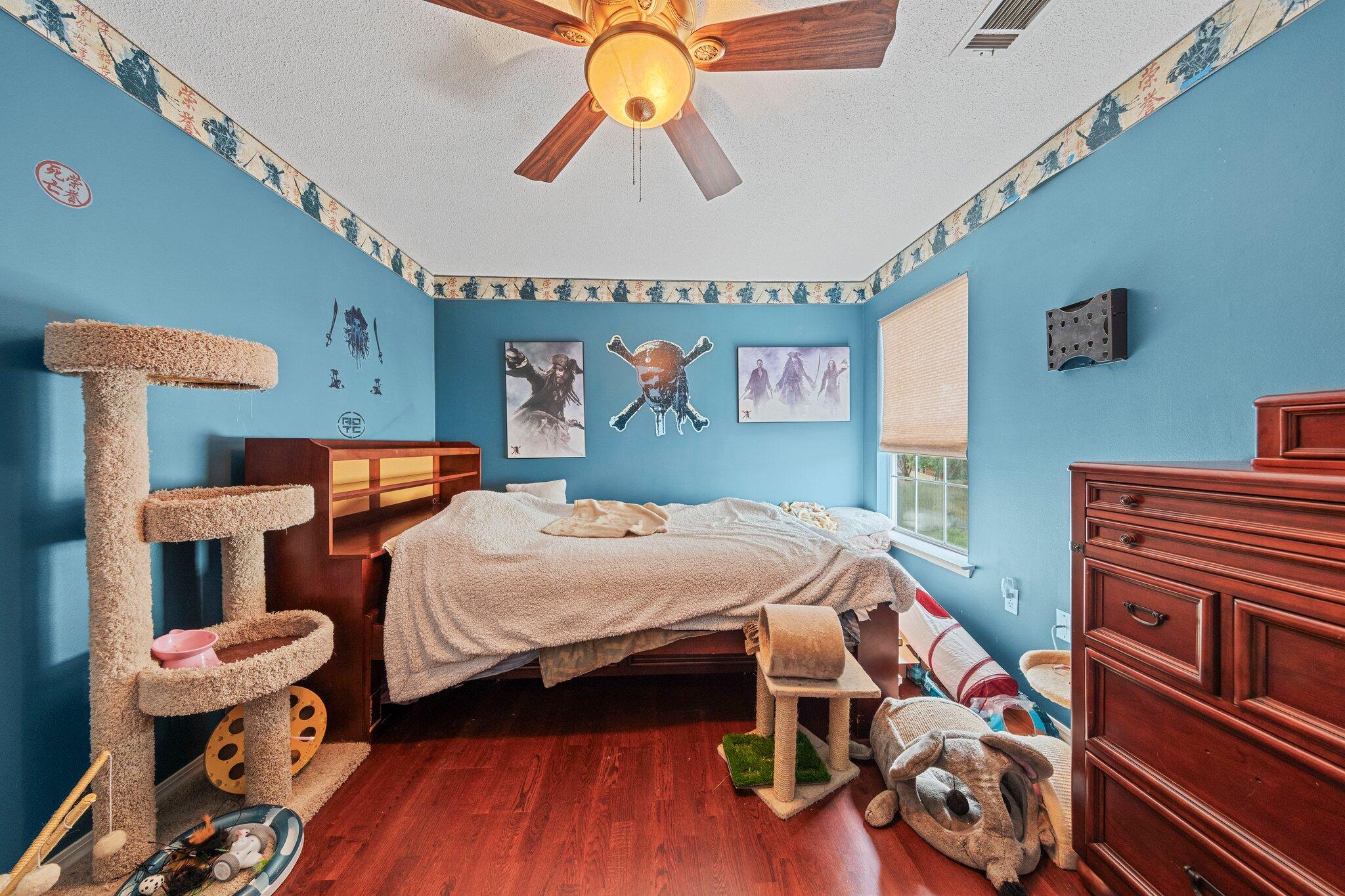 SHALIMAR COMMONS - Residential