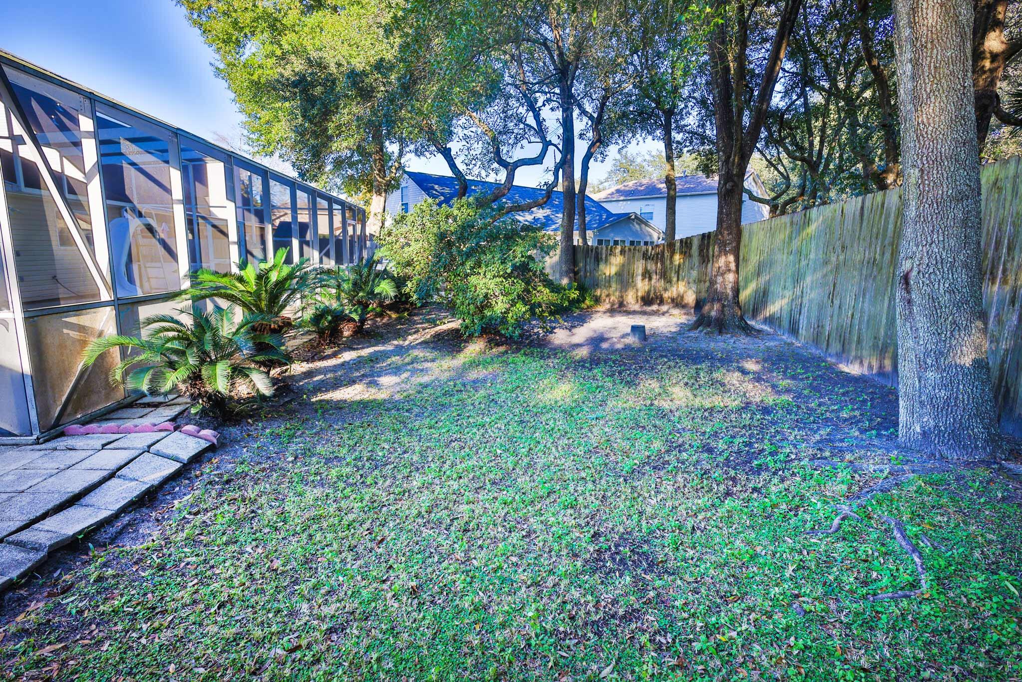 SHALIMAR COMMONS - Residential