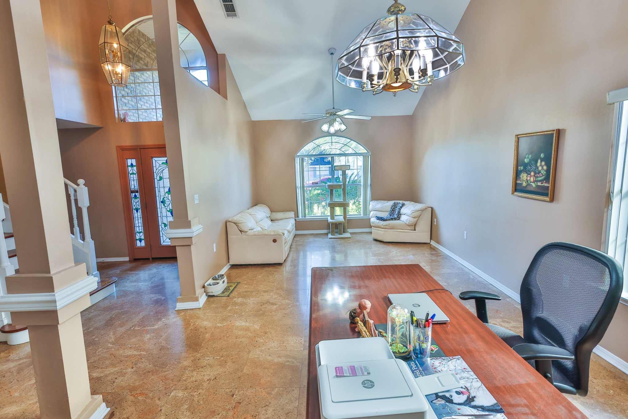 SHALIMAR COMMONS - Residential