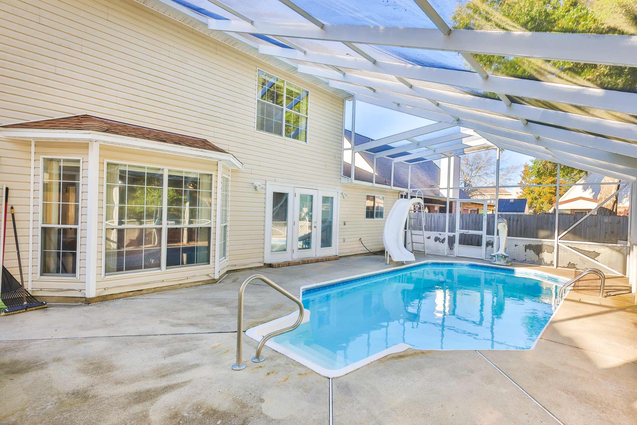 SHALIMAR COMMONS - Residential